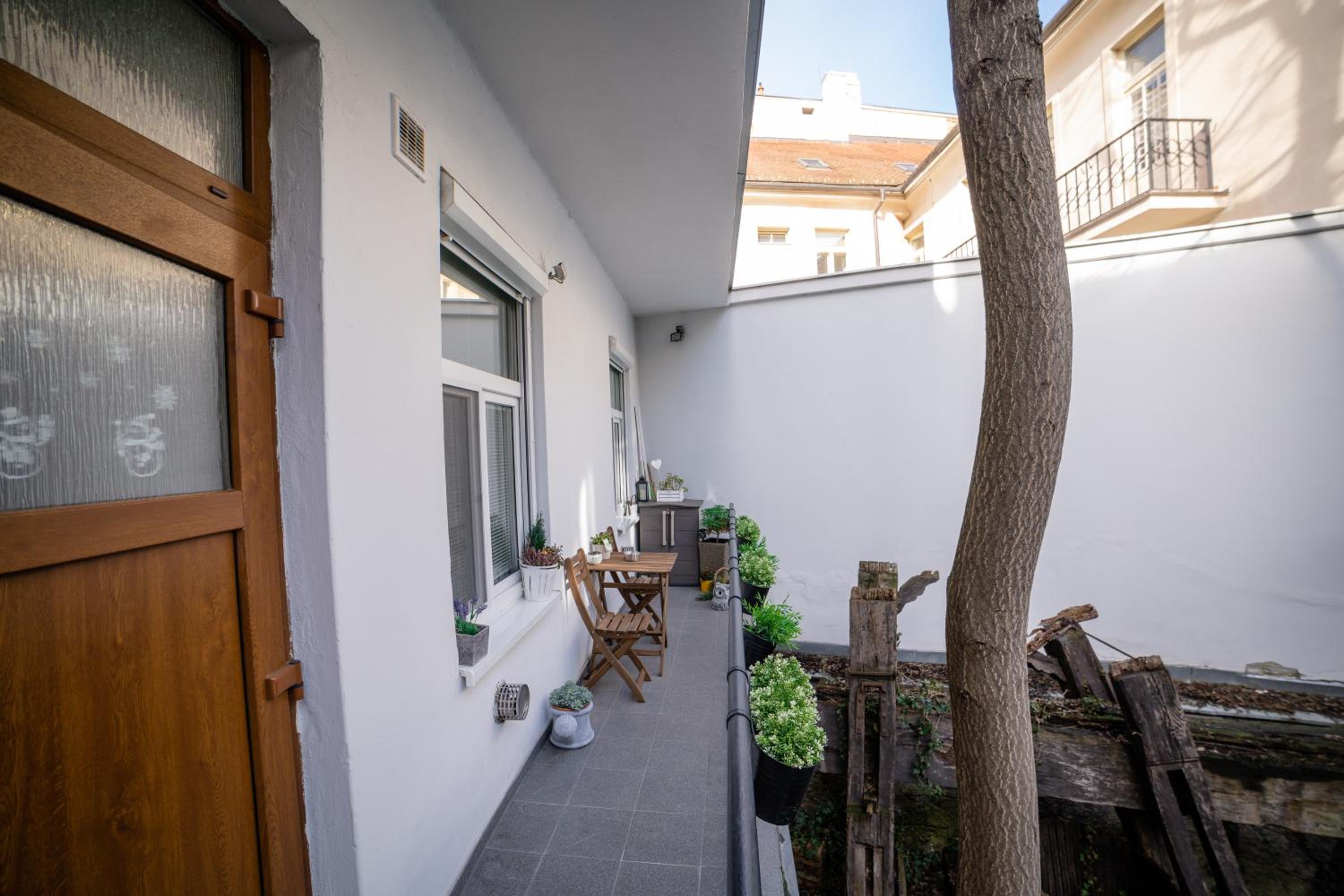Apartman Sv. Urban view 3