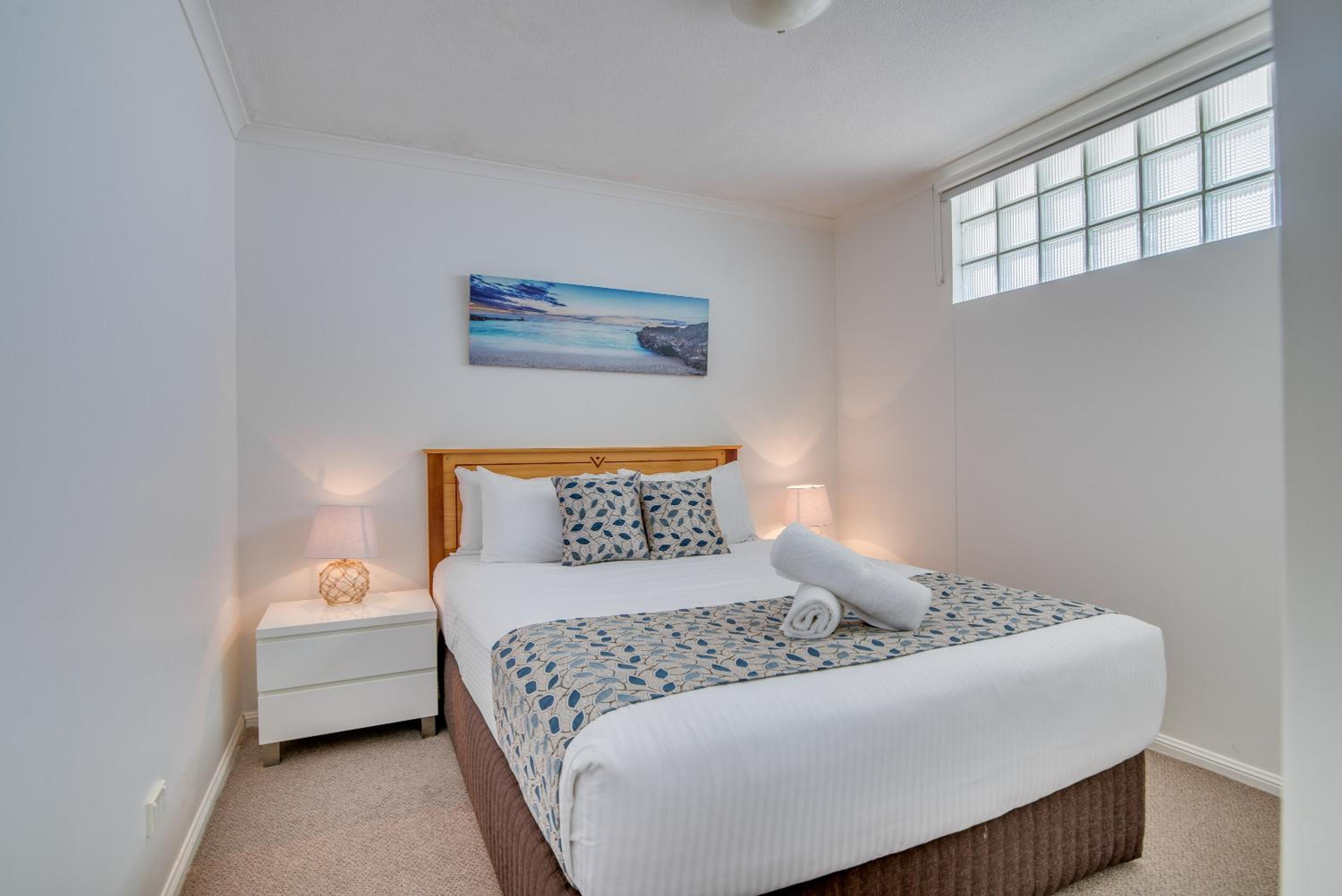 Grand Palais Boolarong Beachside Apartments