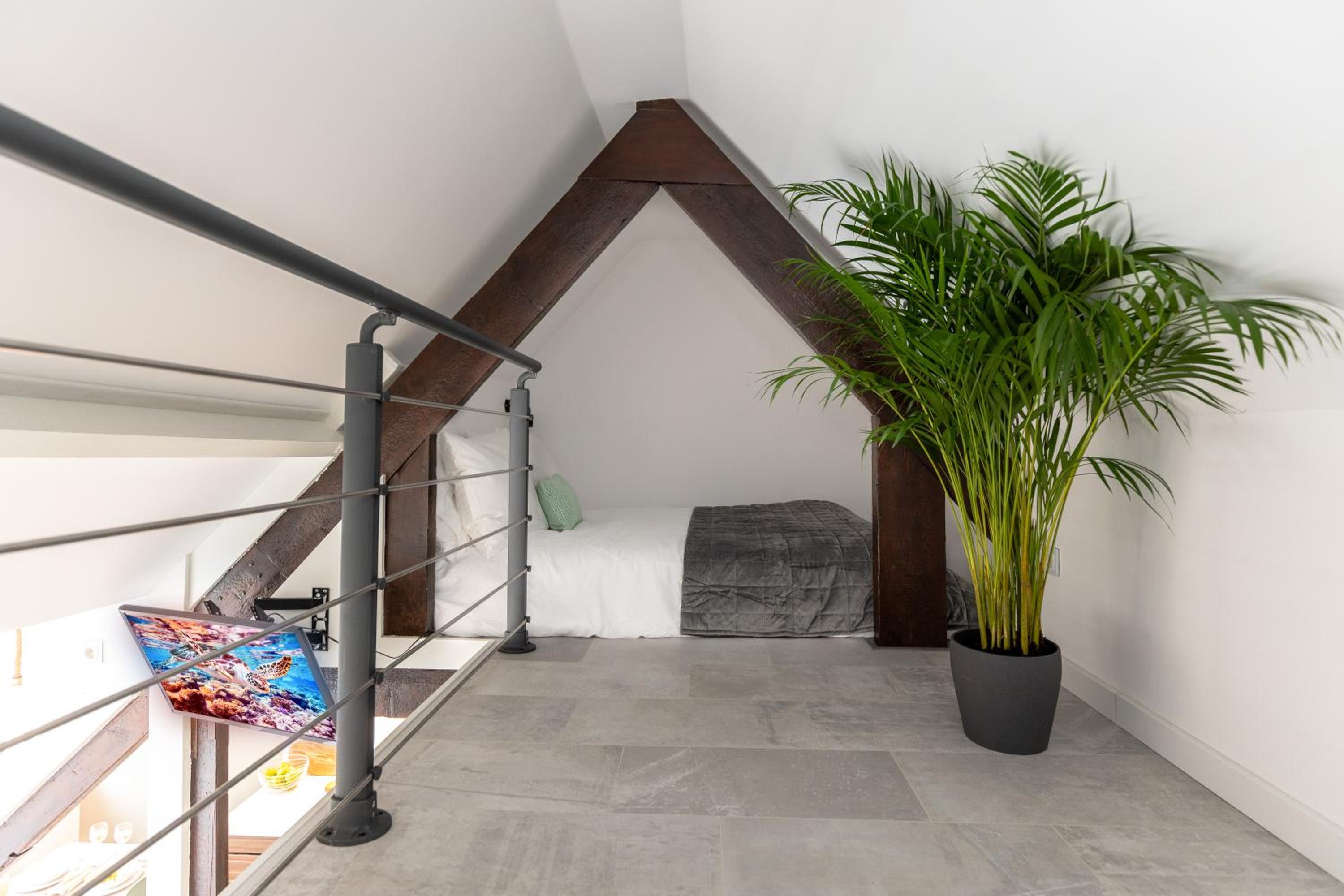 New Scheveningen Beach Central The Hague Family 180D Modern top floor Apartment view 4