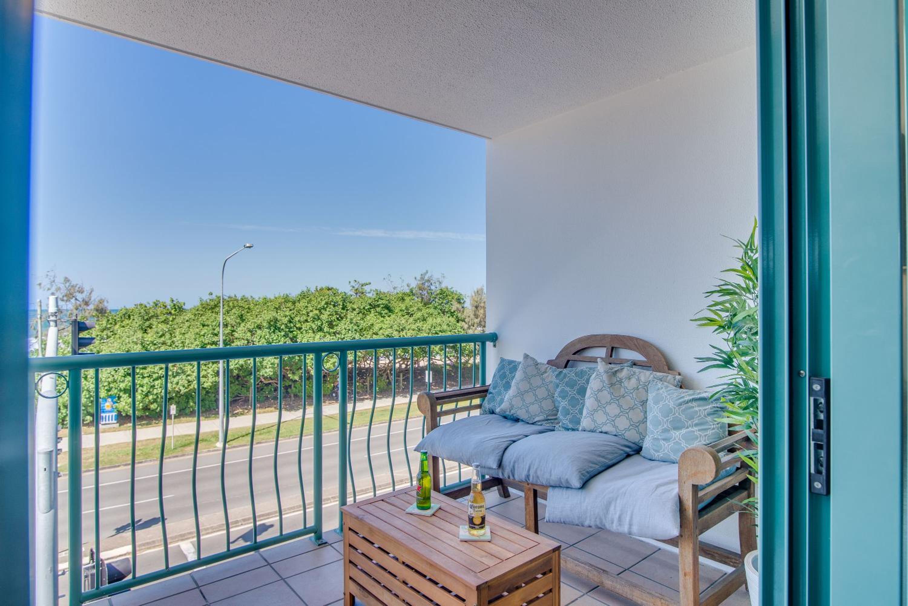 Grand Palais Boolarong Beachside Apartments