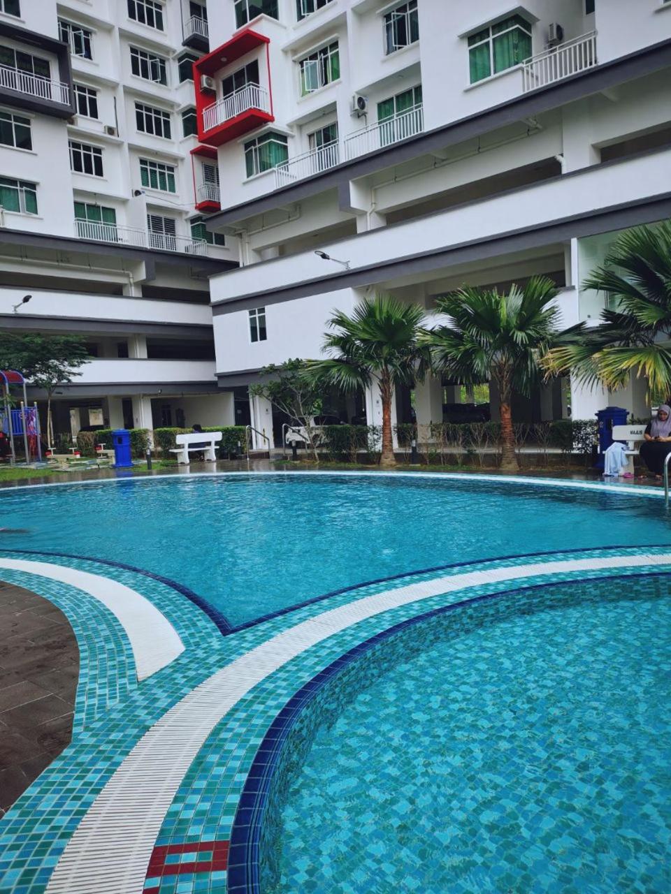 Ehsan Residence POOLVIEW + WIFI @ KLIA-SEPANG-NILAI photo 7