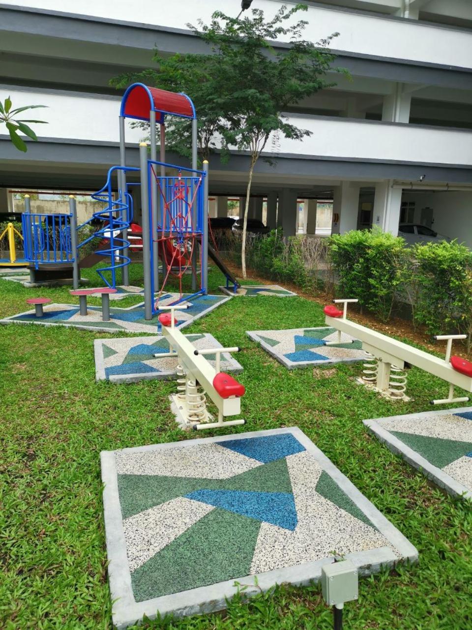 Ehsan Residence POOLVIEW + WIFI @ KLIA-SEPANG-NILAI photo 5