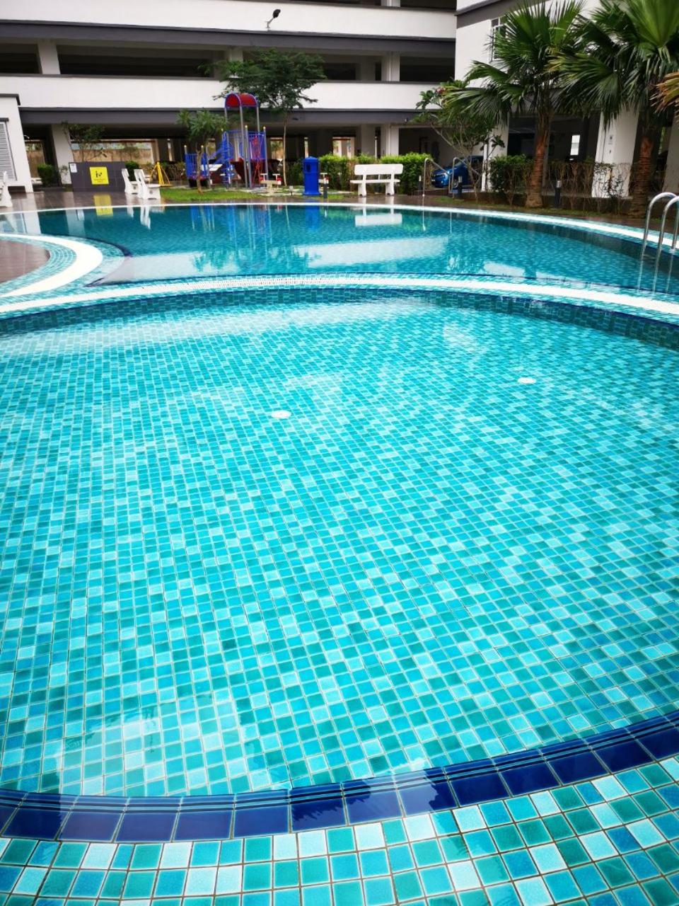 Ehsan Residence POOLVIEW + WIFI @ KLIA-SEPANG-NILAI photo 2