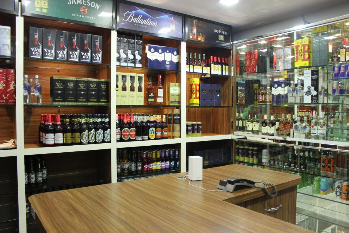 bar