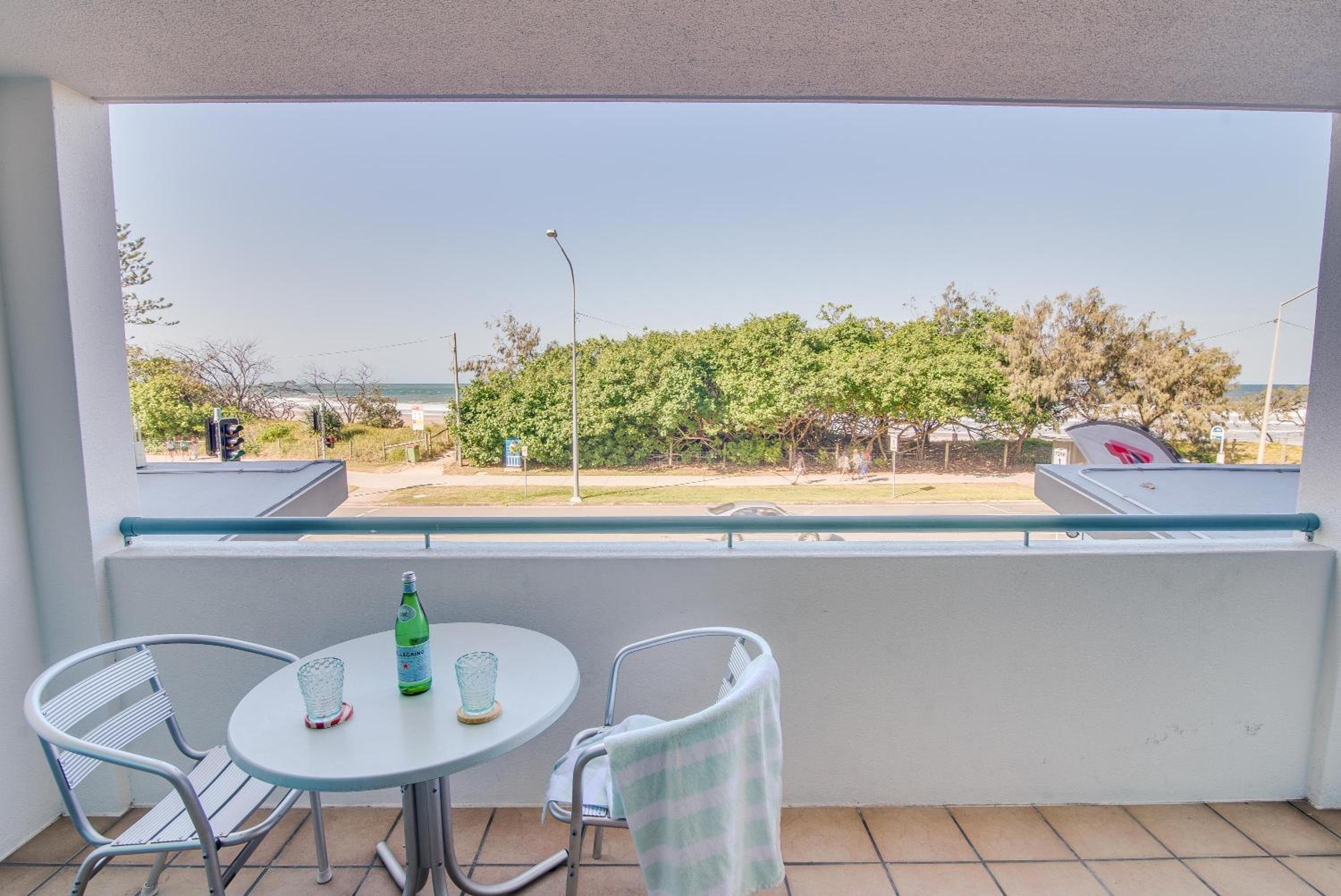 Grand Palais Boolarong Beachside Apartments