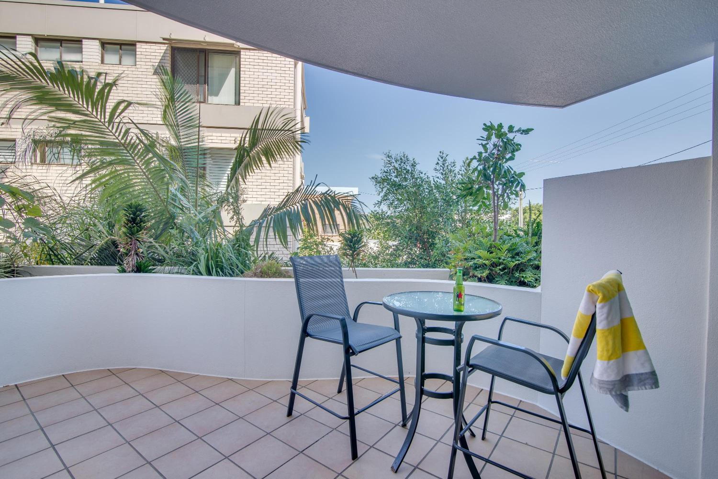 Grand Palais Boolarong Beachside Apartments