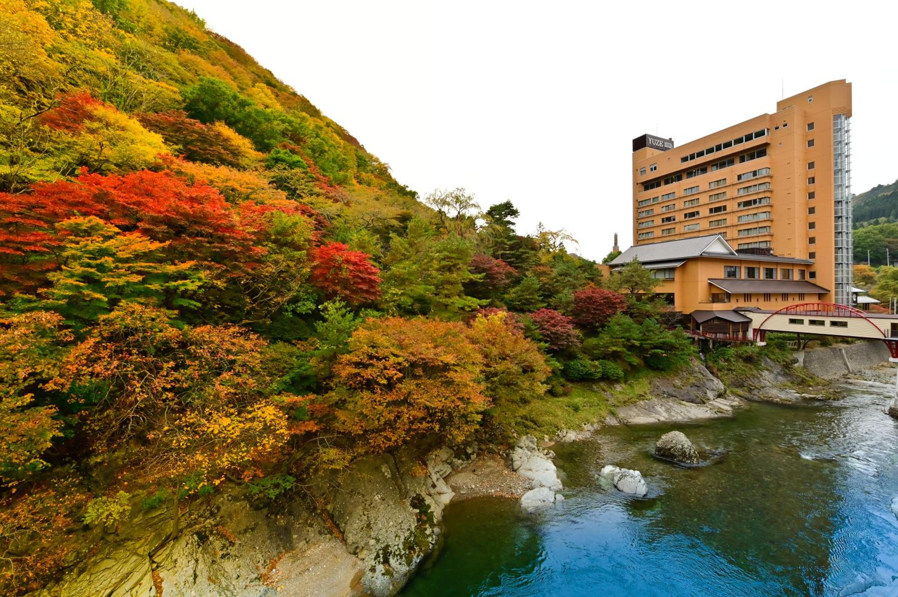 Yuze Hotel