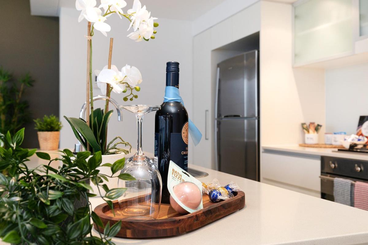 Executive 3 Bedroom Family Suite - Brisbane CBD - Views - Netflix - Fast Wifi - Free parking