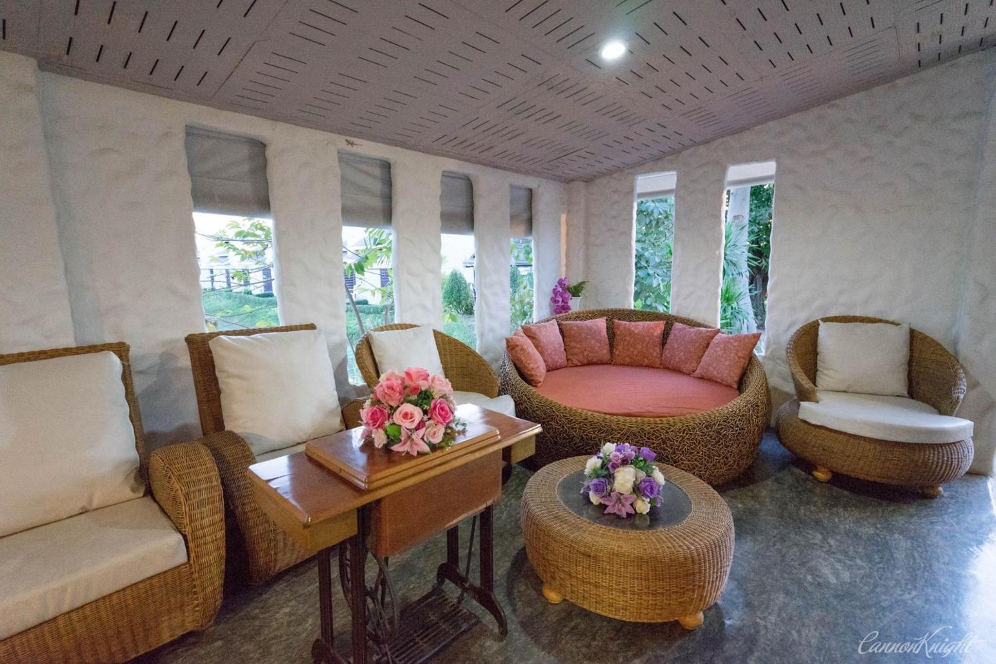 Lemon Resort