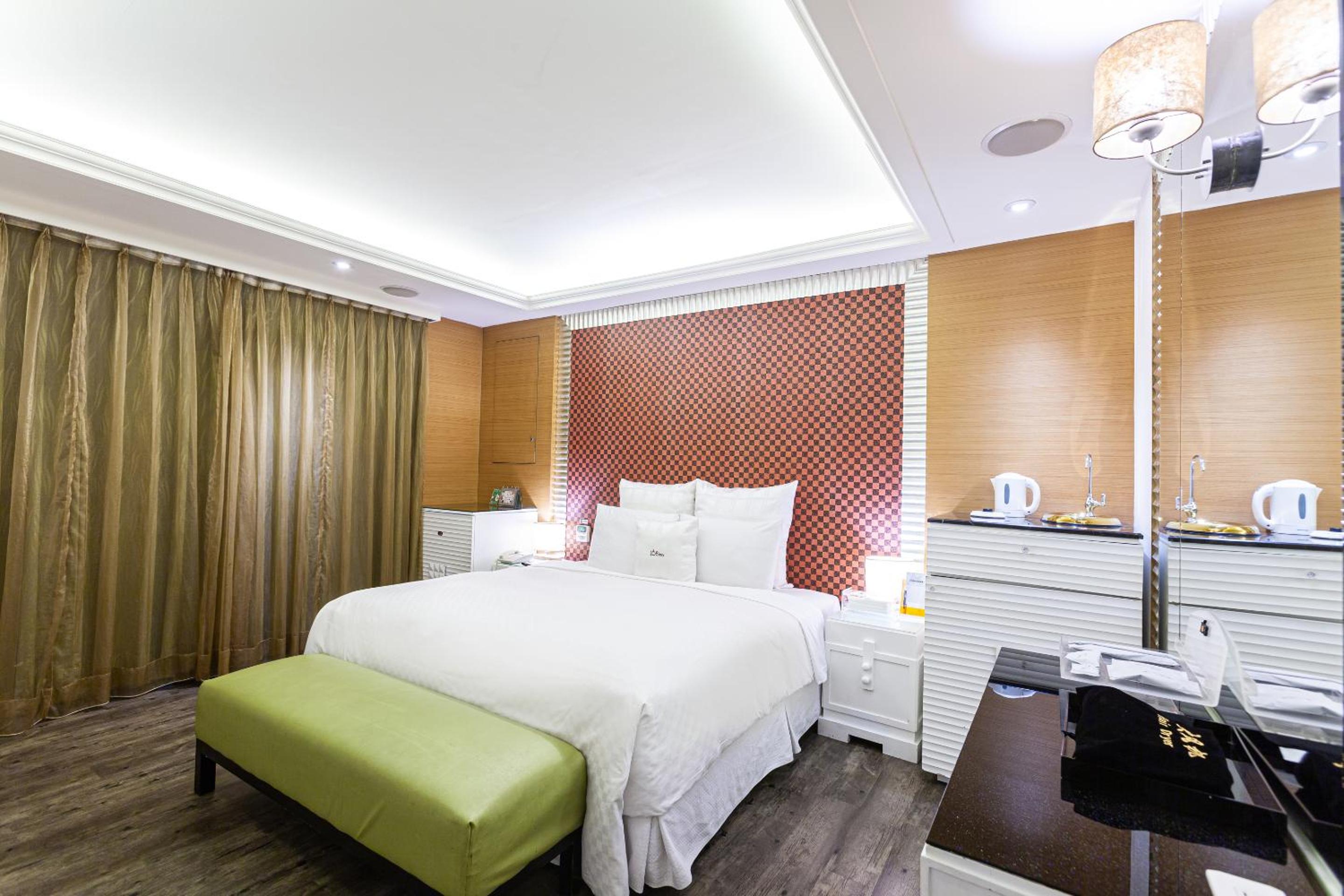 168 Motel-PingZhen