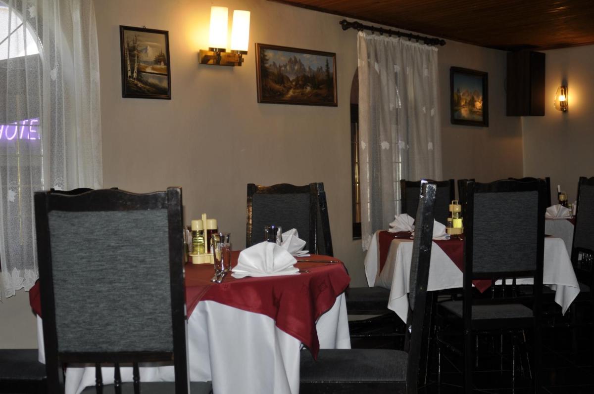 restaurant
