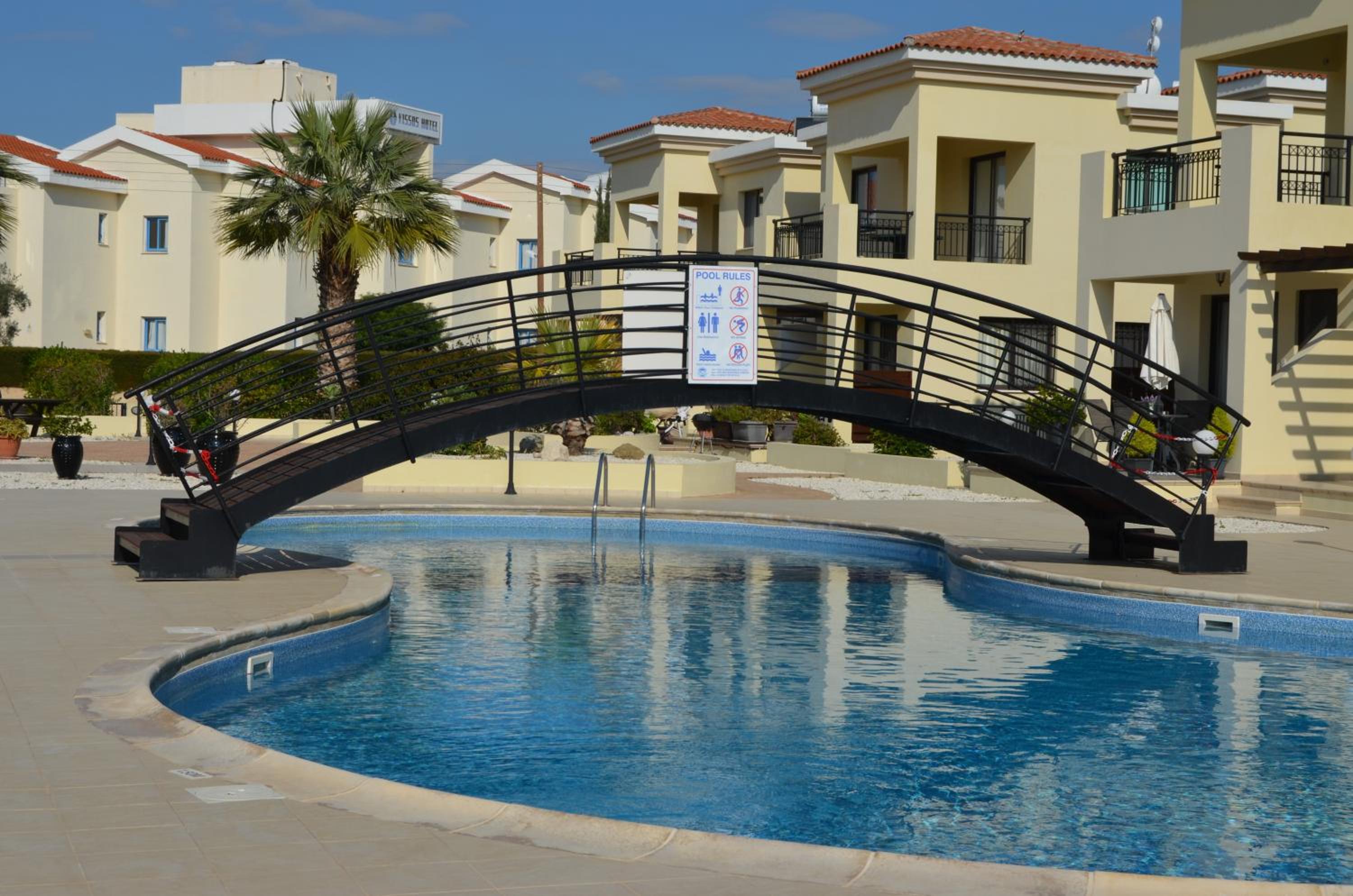Hotel Faros Beach Apartment A102 - Image 1