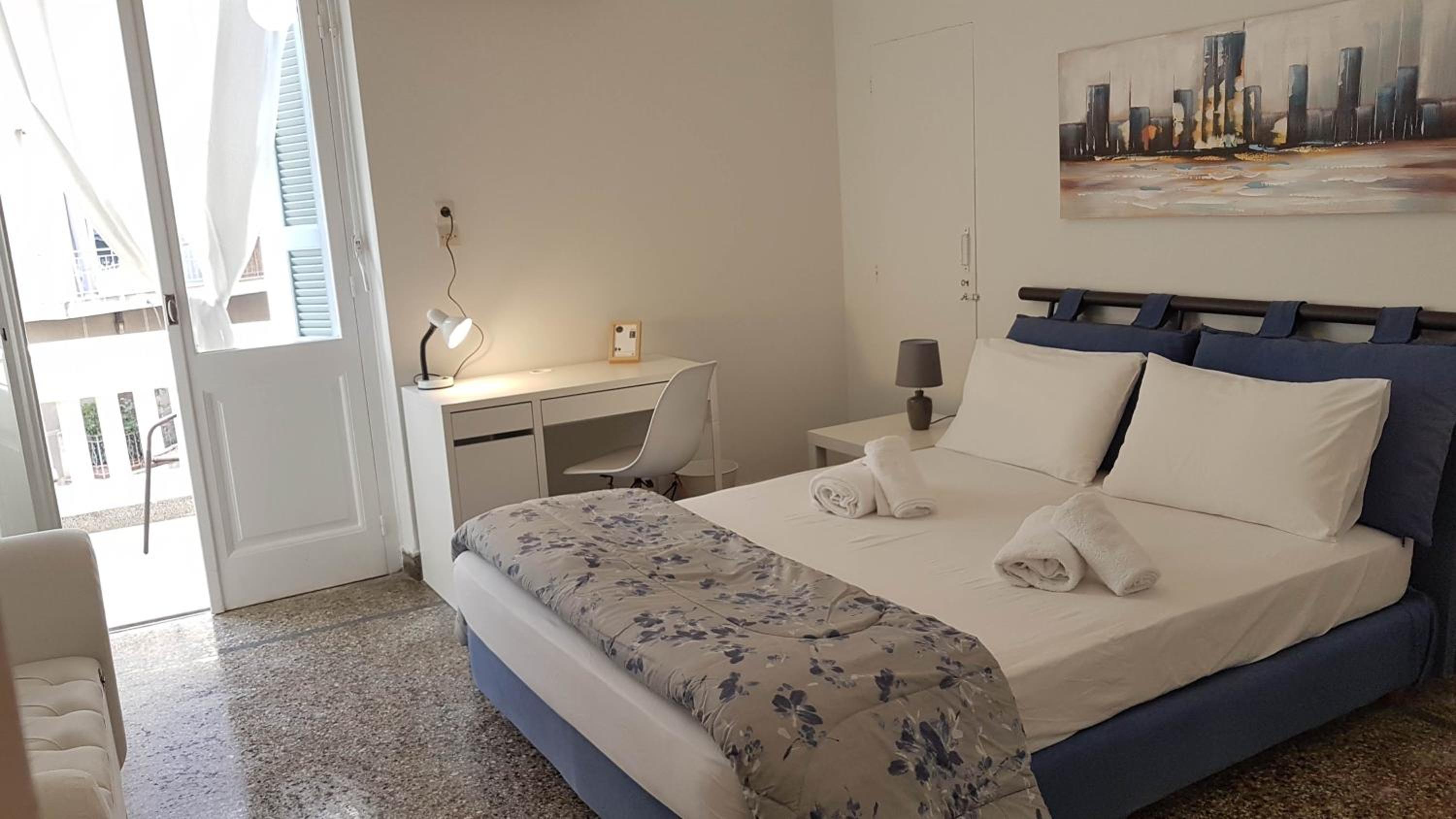 Ionian Apartment- Athens Center, 6 BD, 2.5 BATH — Athens photo 4