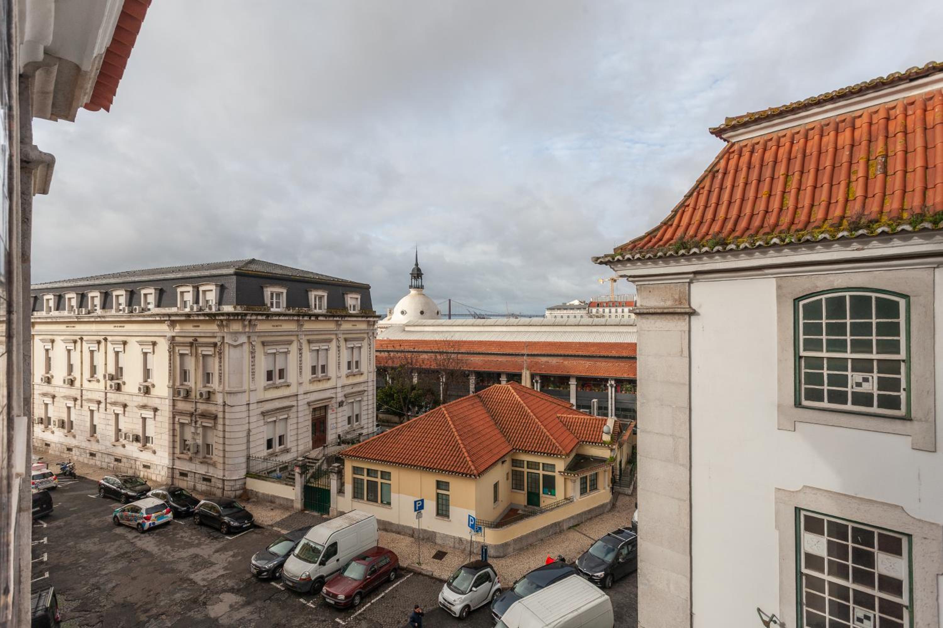 FLH Chiado Amazing Flat view 4