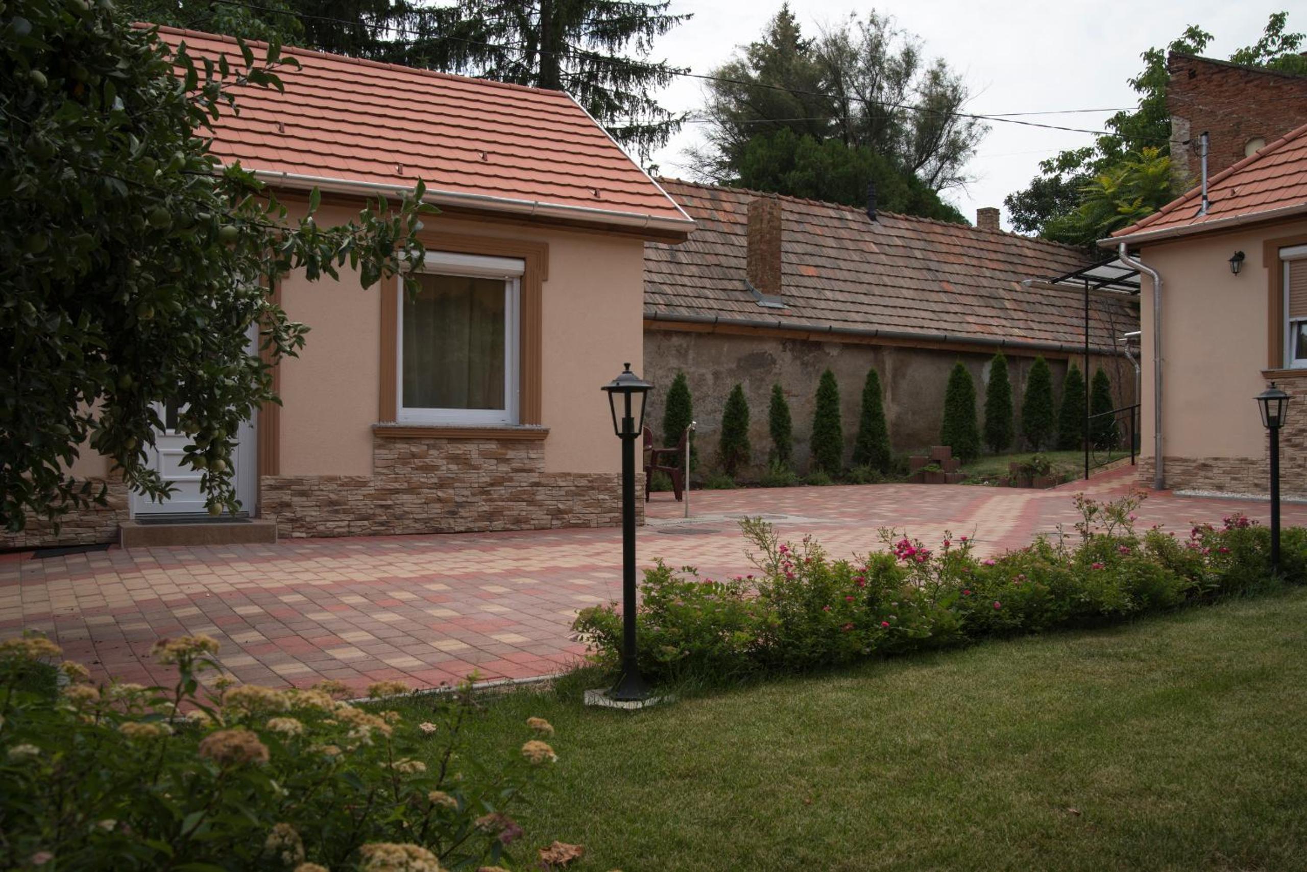 Photo 28