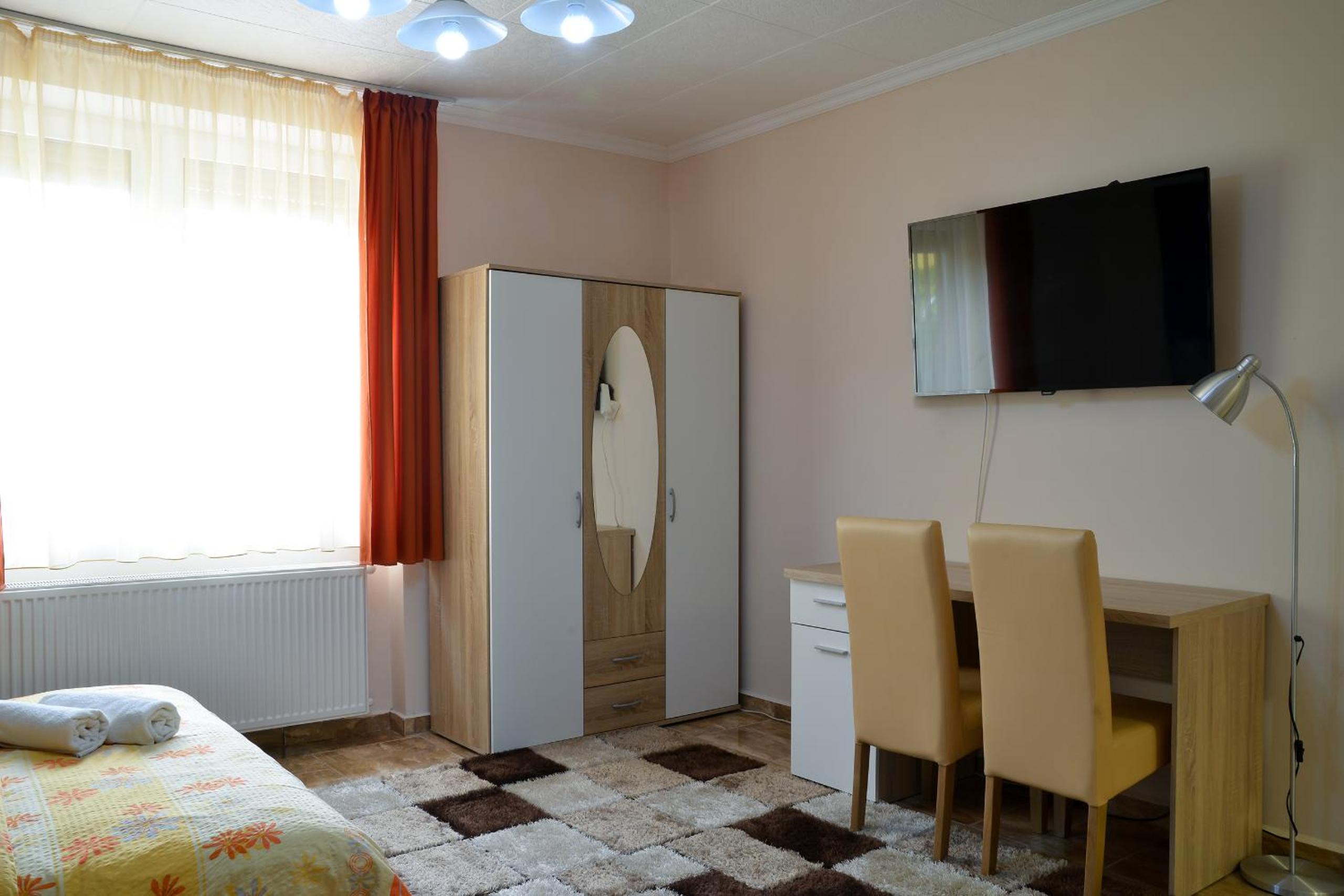 Photo 40