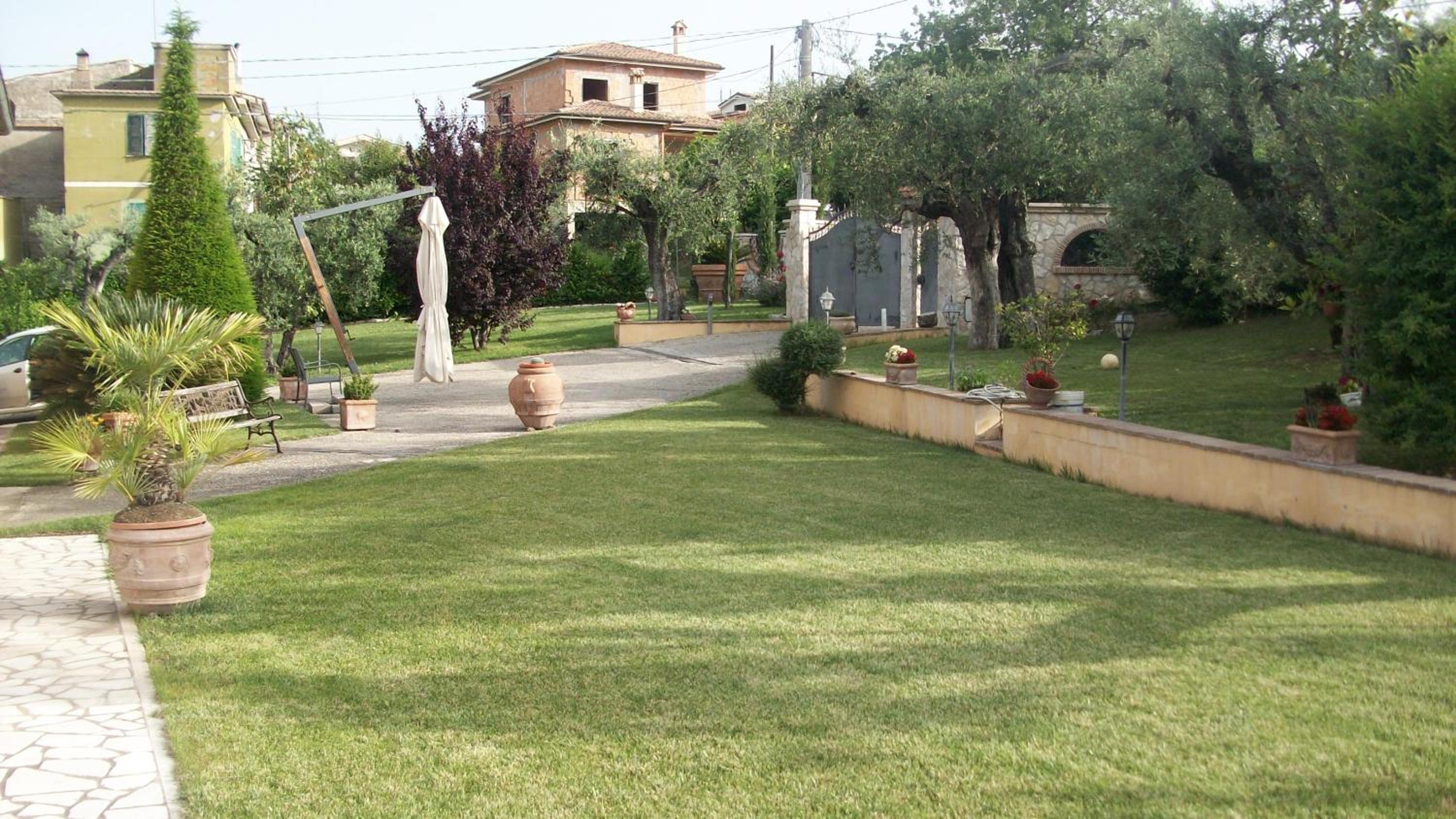 Il Giardino degli Ulivi view 5
