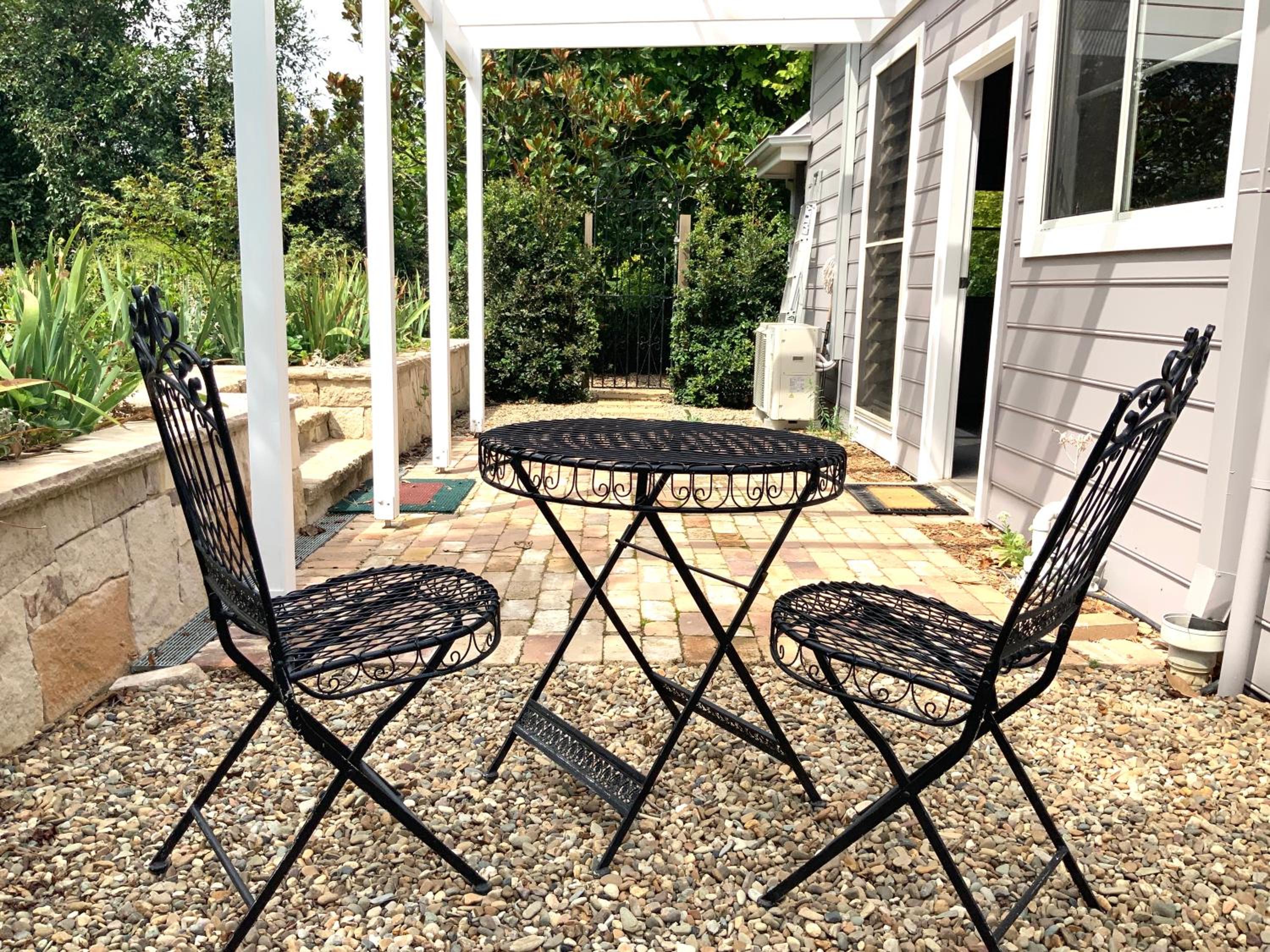 One Bedroom Cottage with Shared Pool