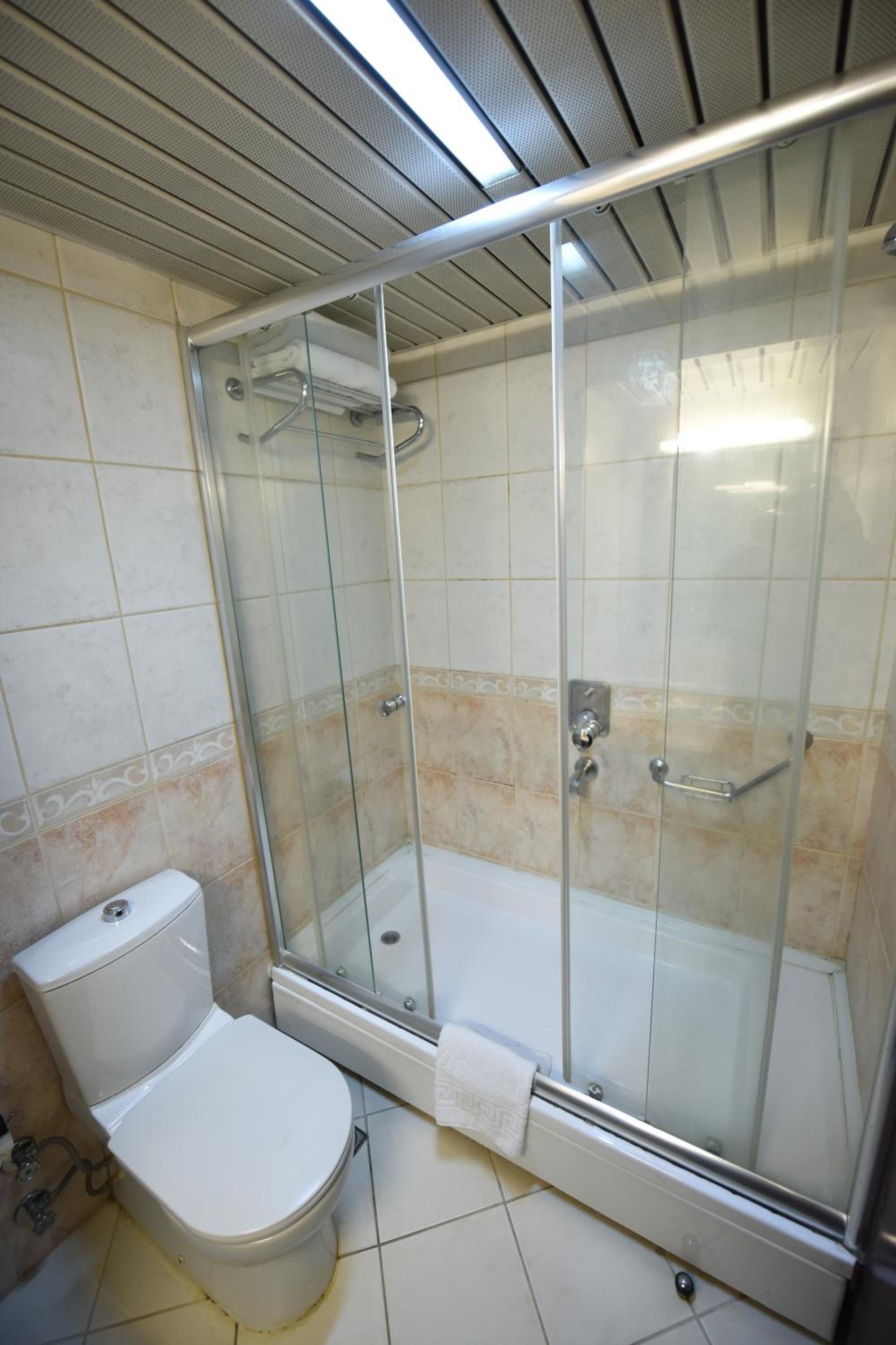 Asal Hotel - Image 36