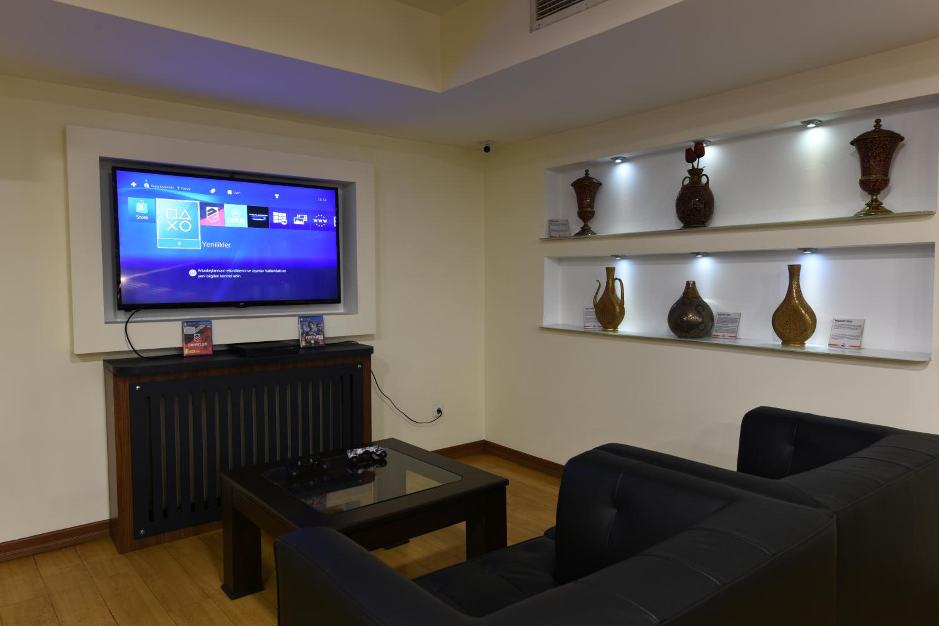 Asal Hotel - Image 20