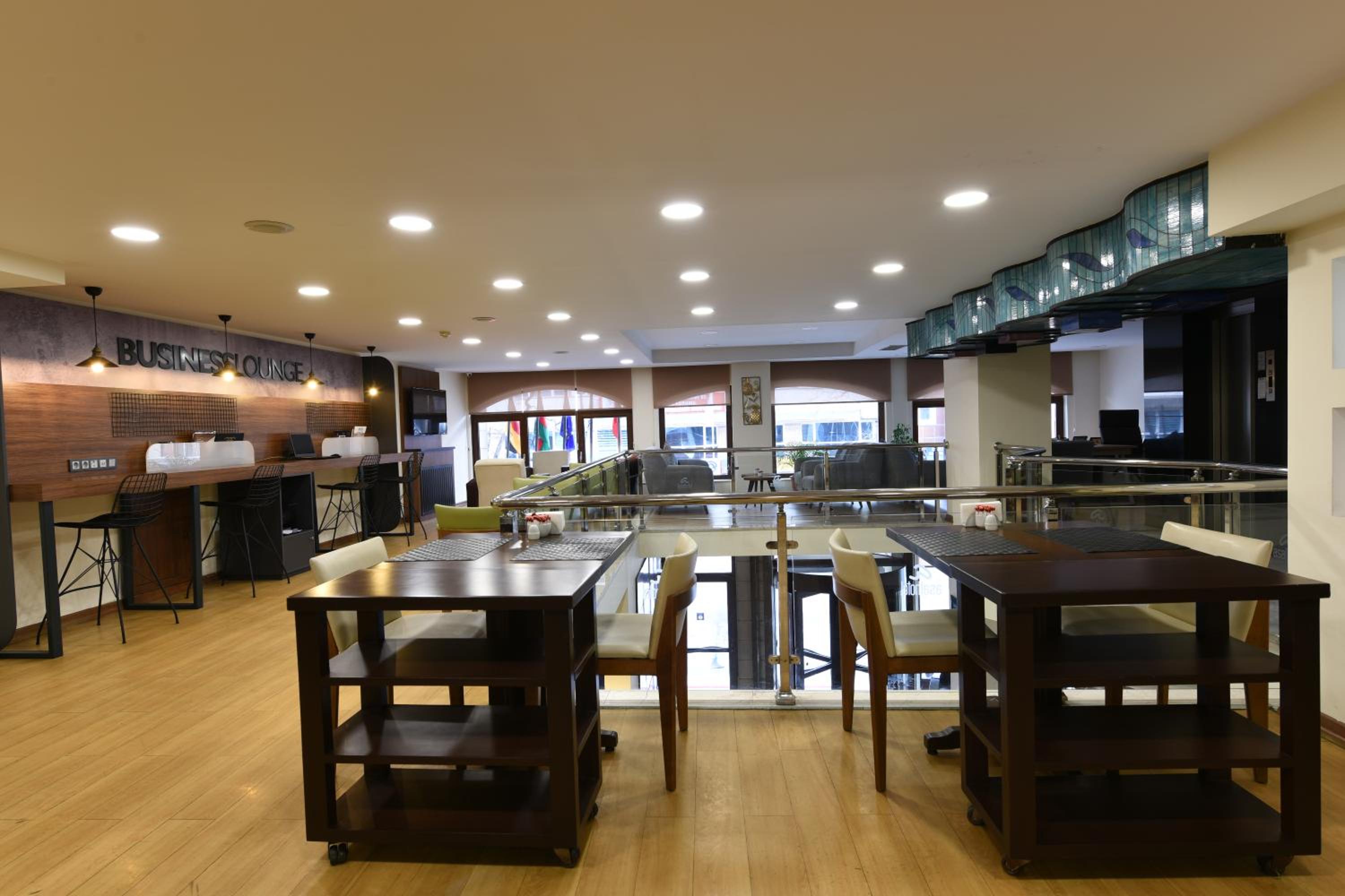 Asal Hotel - Image 25