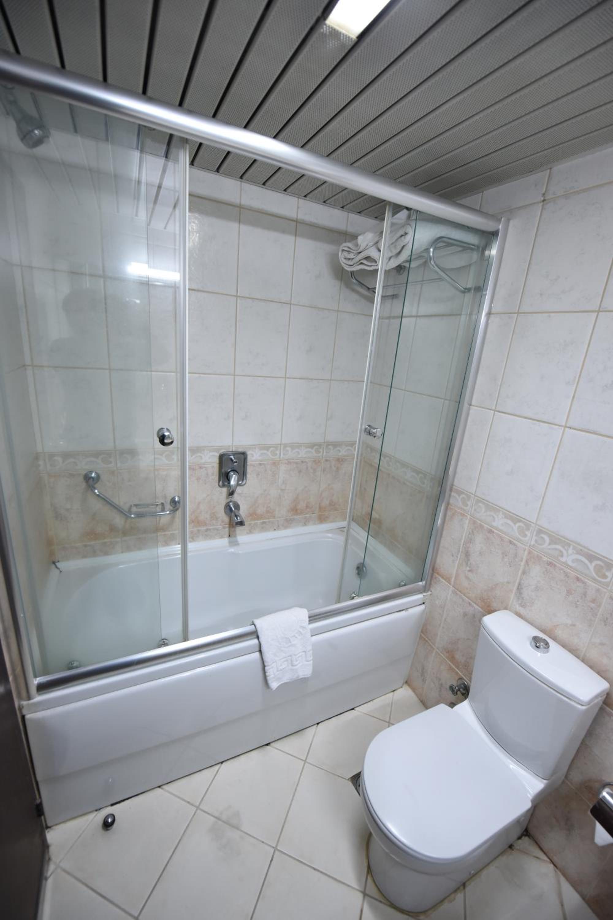 Asal Hotel - Image 14