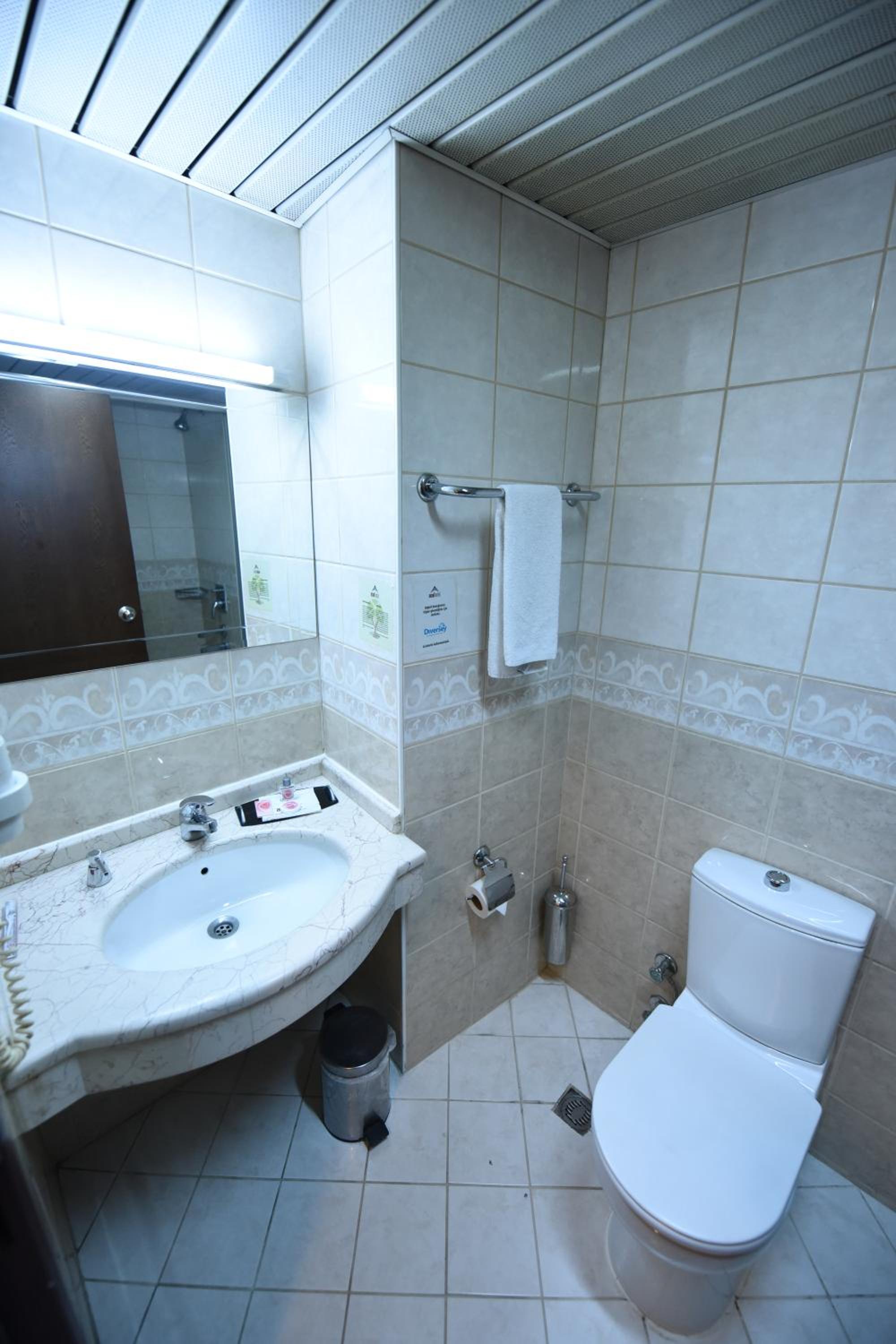 Asal Hotel - Image 23