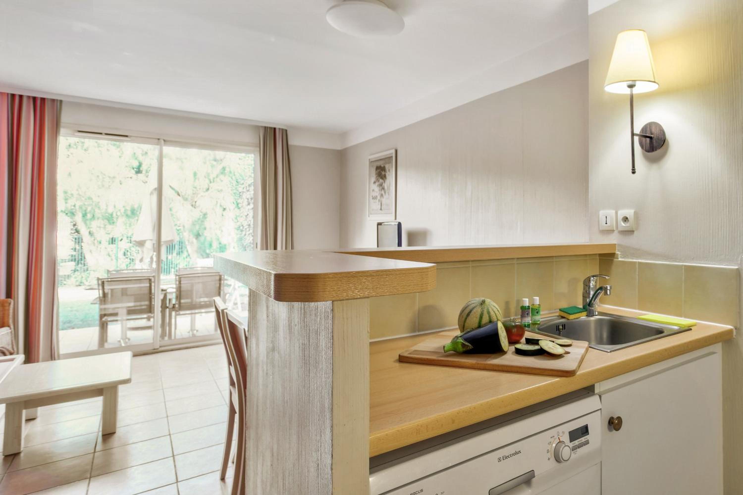 Hyeres Vacations - Residence Pierre  Vacances le Hameau de la Pinede - Property Image 7