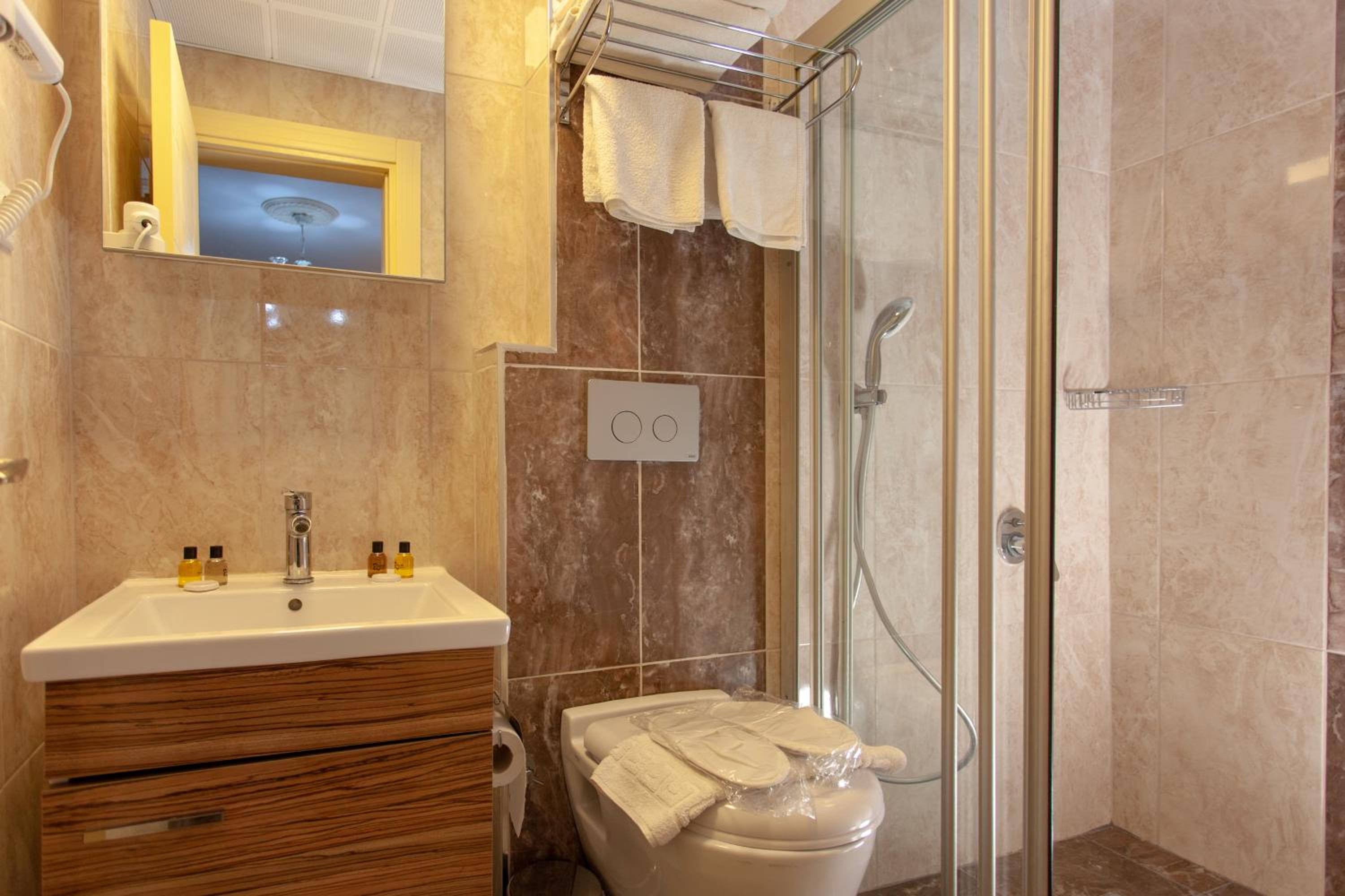 Ozmen Hotel - Image 28