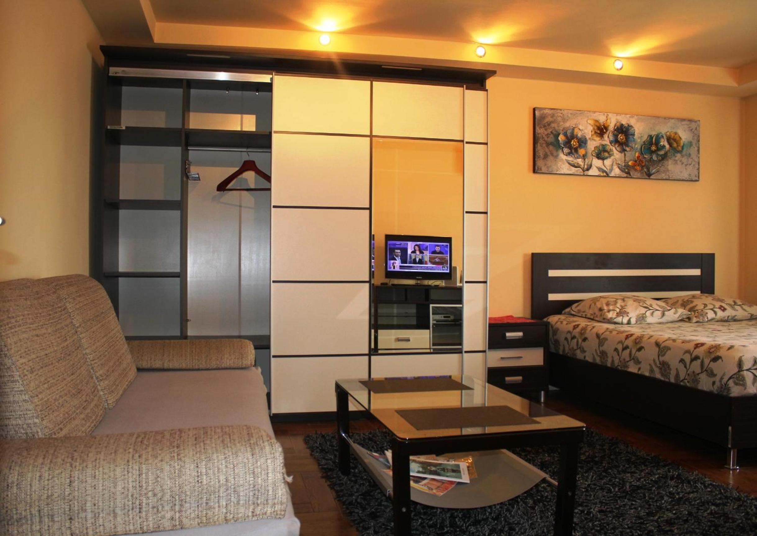 Burebista boulevard, premium studio view 3