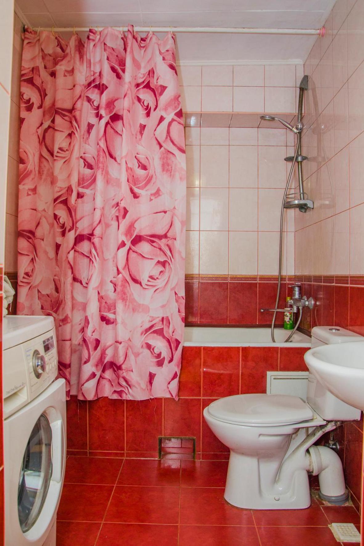 Apartment on Malaya Arnautskaya 21