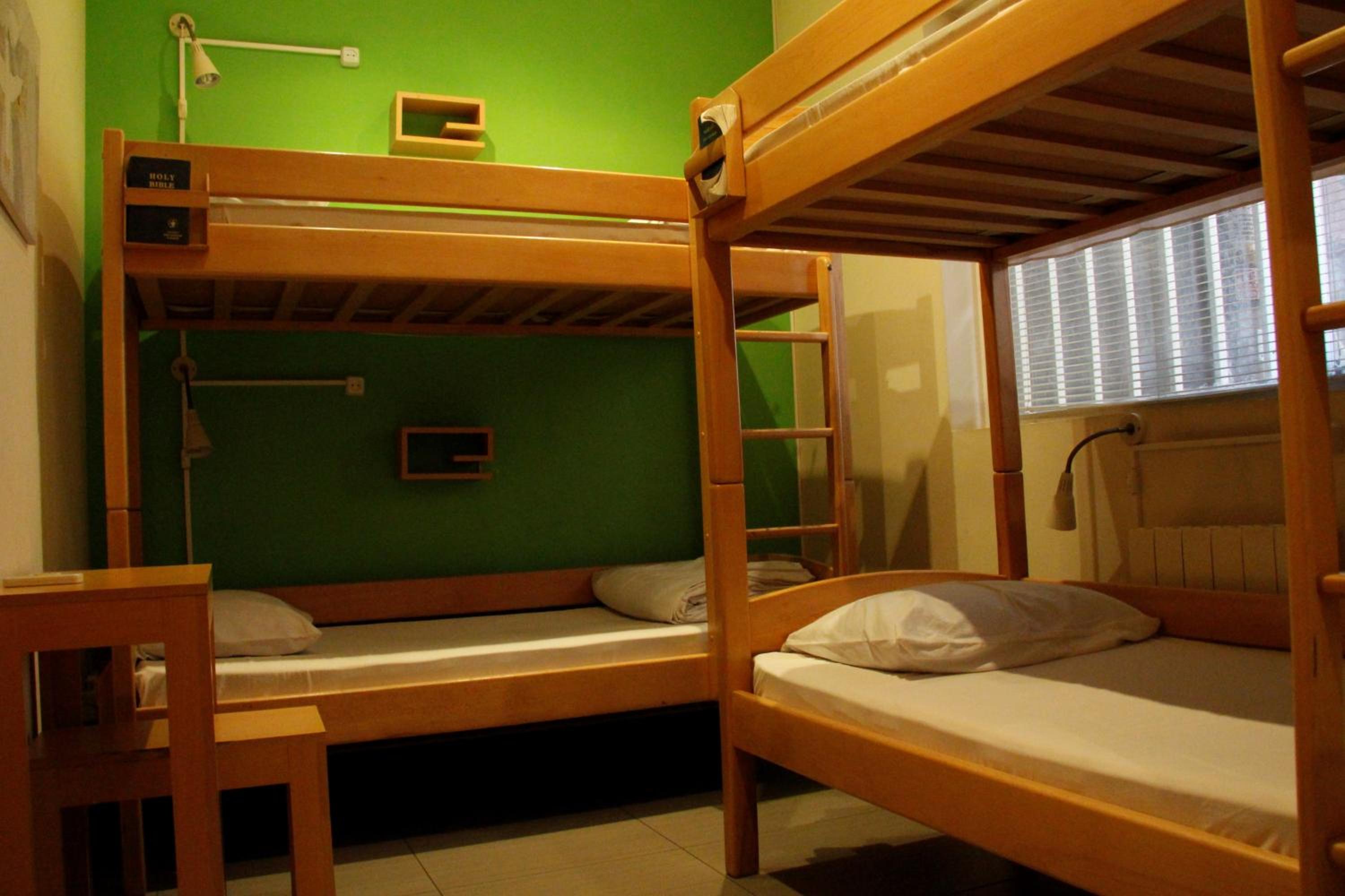 Envoy Hostel & Tours