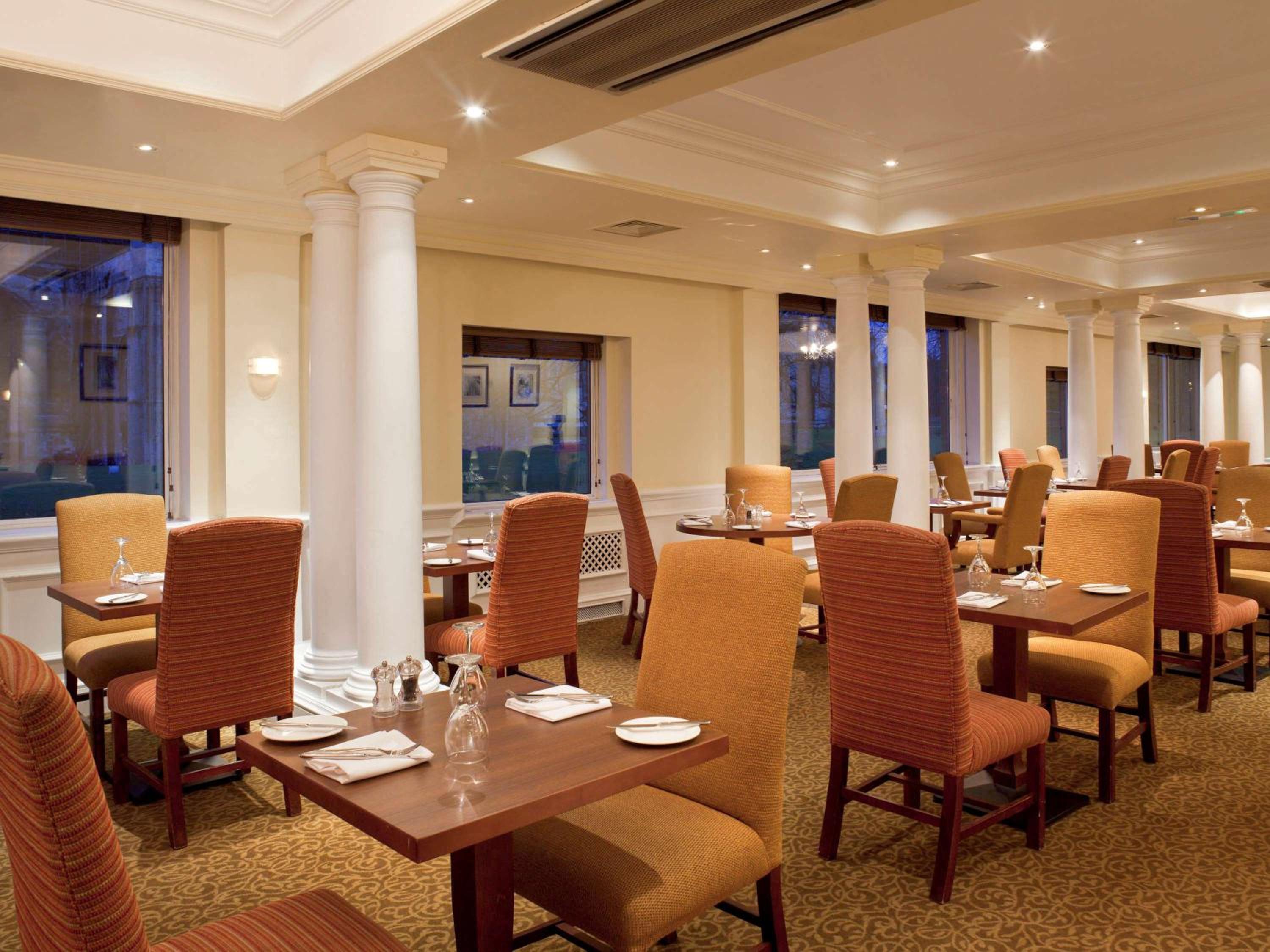 Winchester Vacations - Mercure Winchester Wessex Hotel - Property Image 3