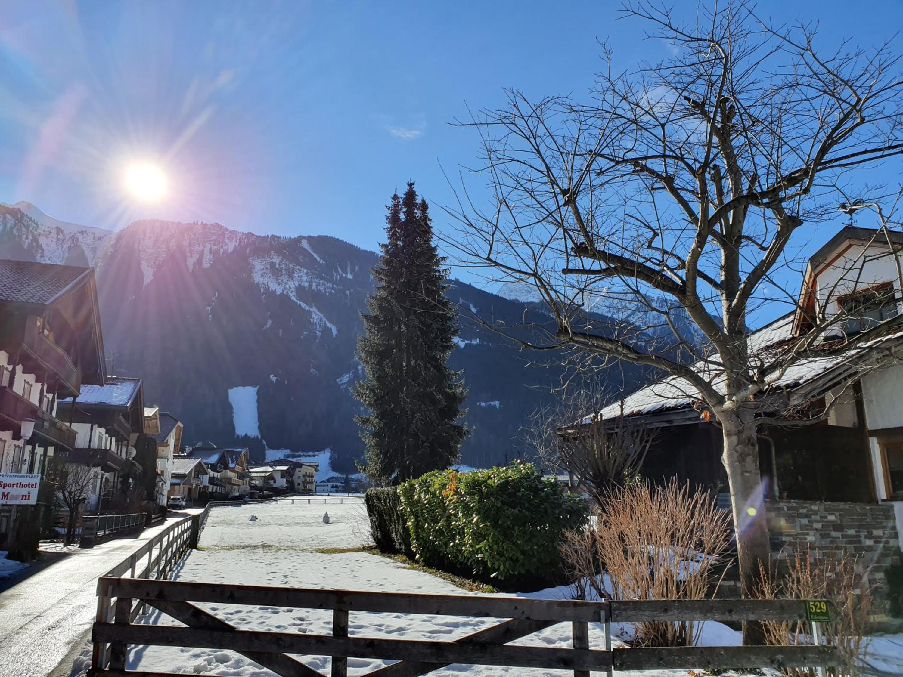 Appartementhaus Mayrhofen by PiaundDirk