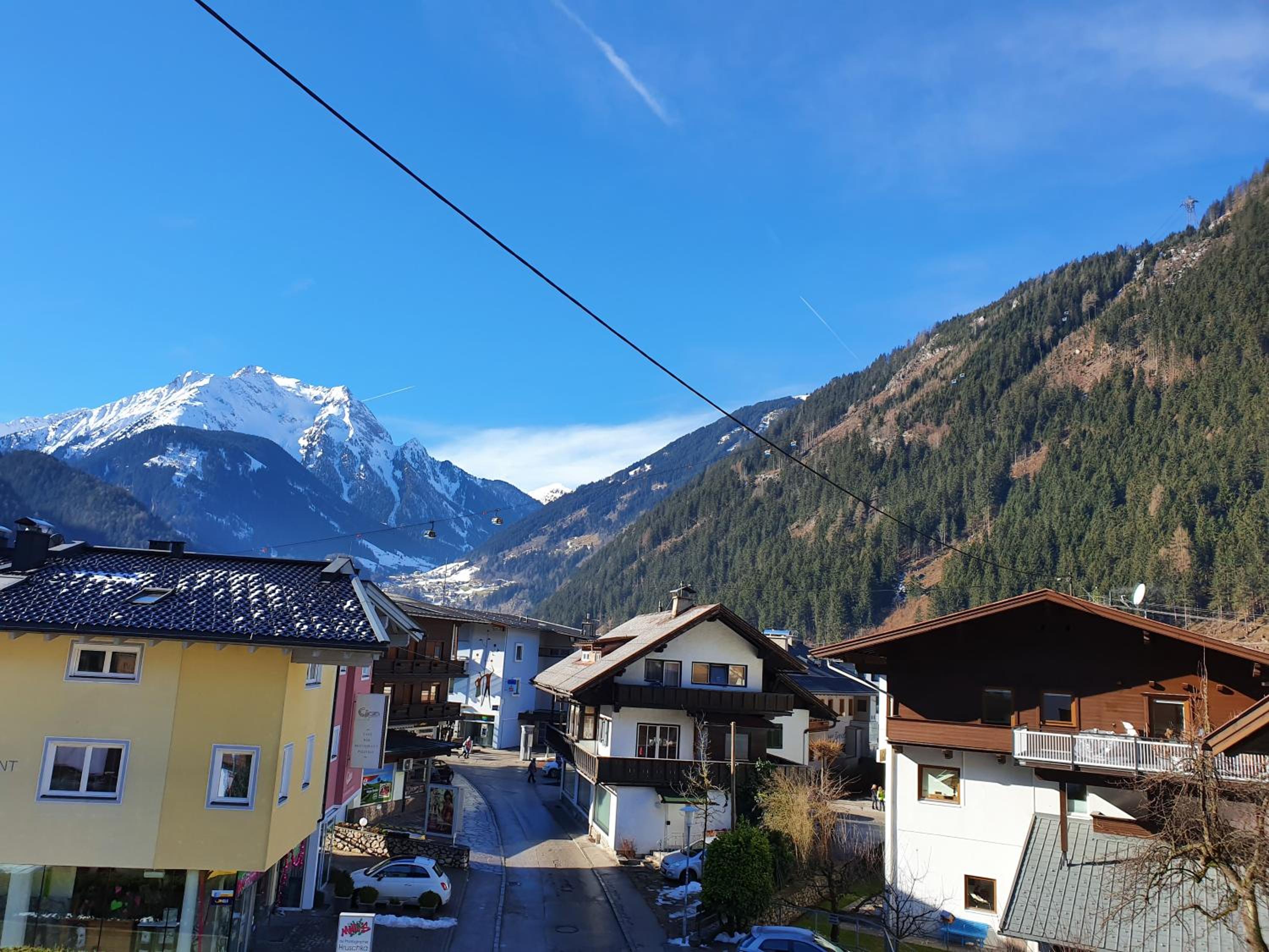 Appartementhaus Mayrhofen by PiaundDirk