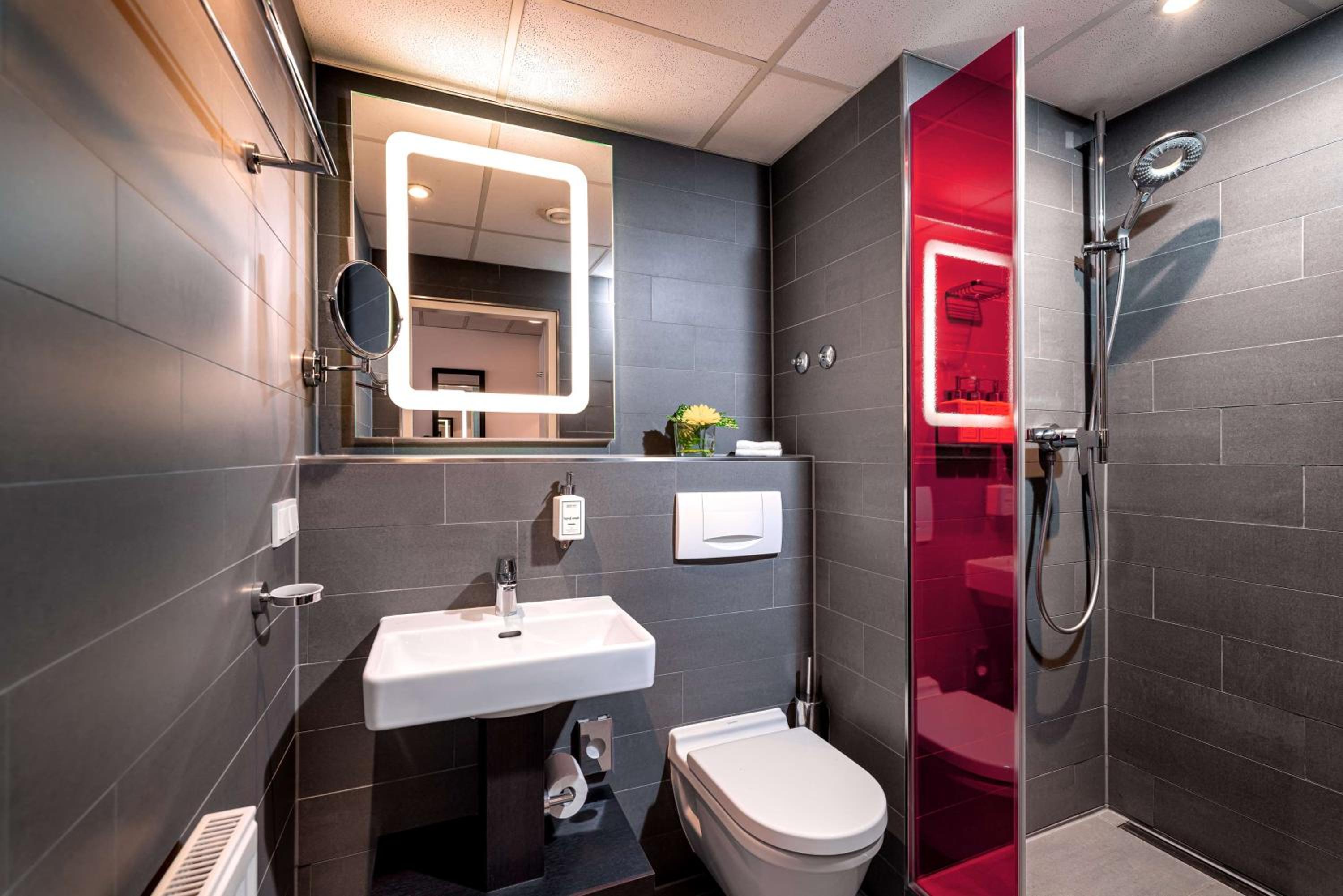 Park Inn by Radisson Nurnberg - Property Image 58
