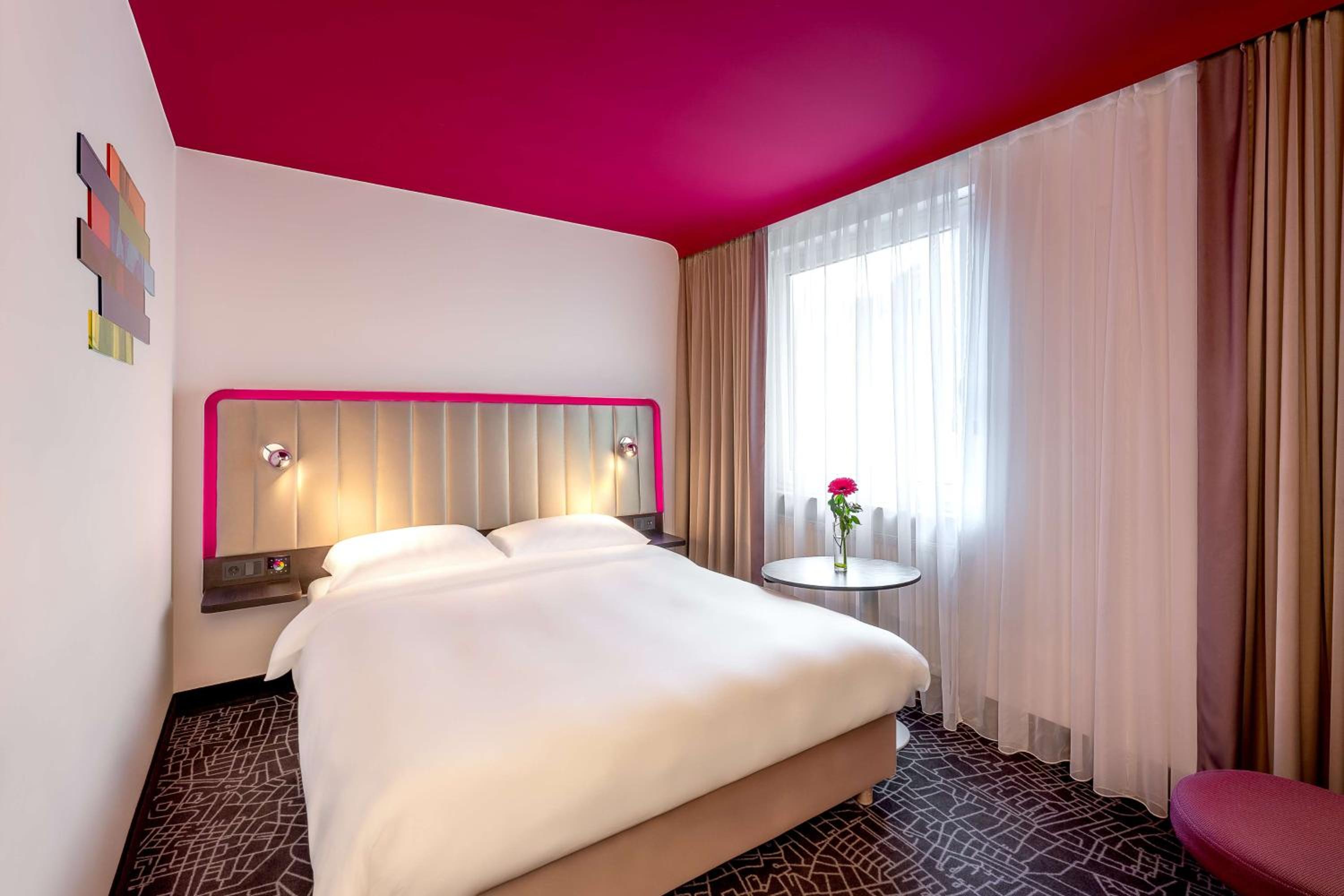 Park Inn by Radisson Nurnberg - Property Image 47