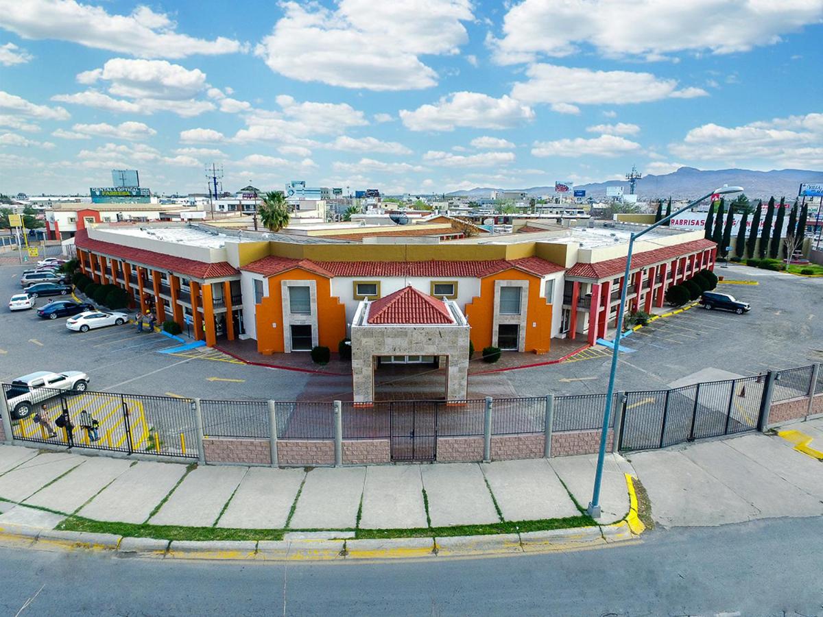 Hotel Colonial Ciudad Juarez - Image 1