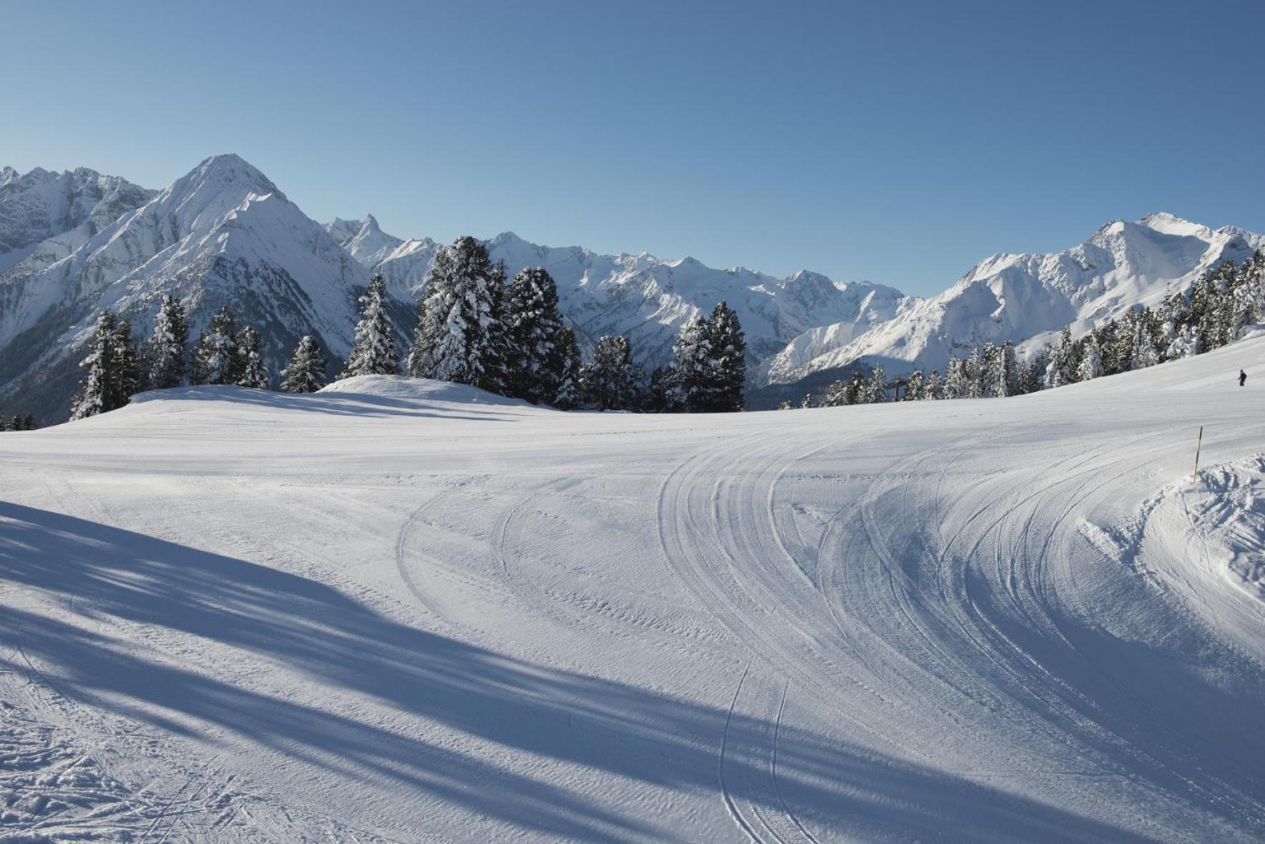 Appartementhaus Mayrhofen by PiaundDirk