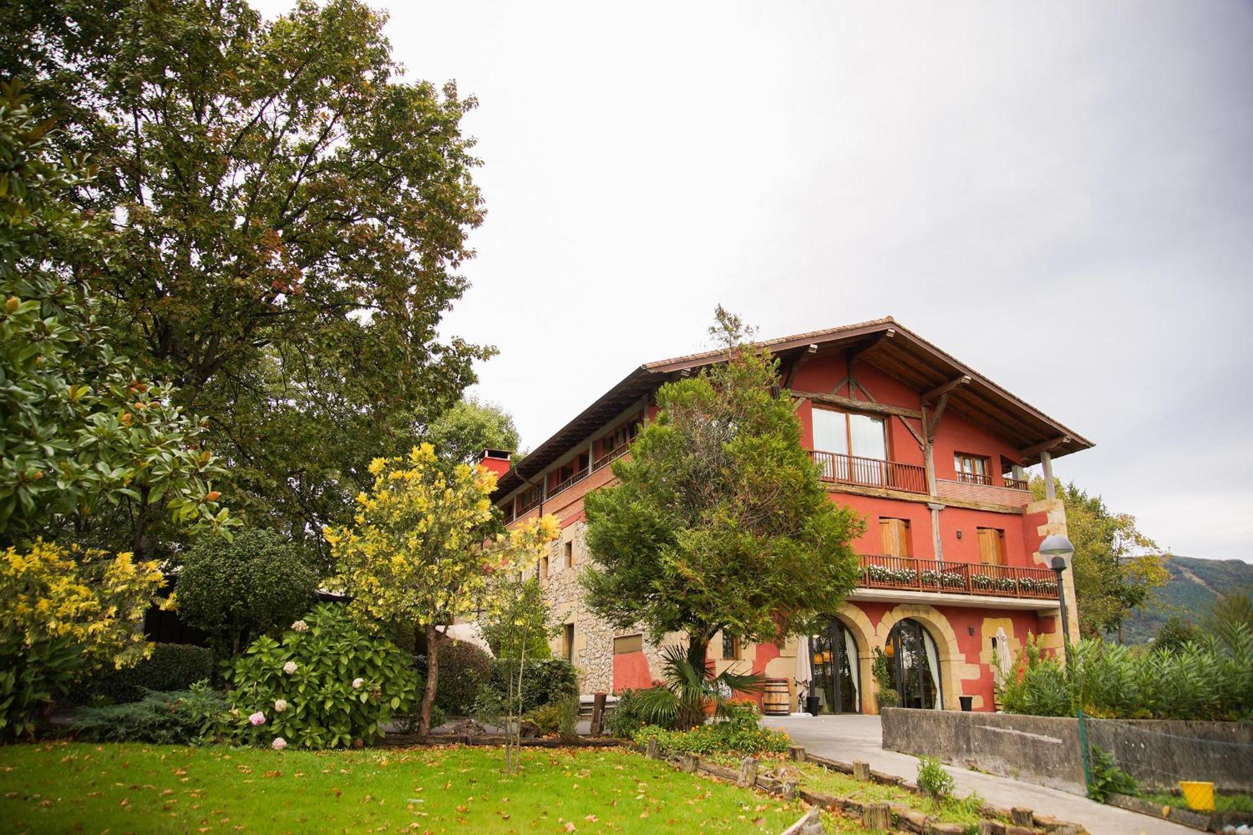 Usategieta en Oiartzun — building