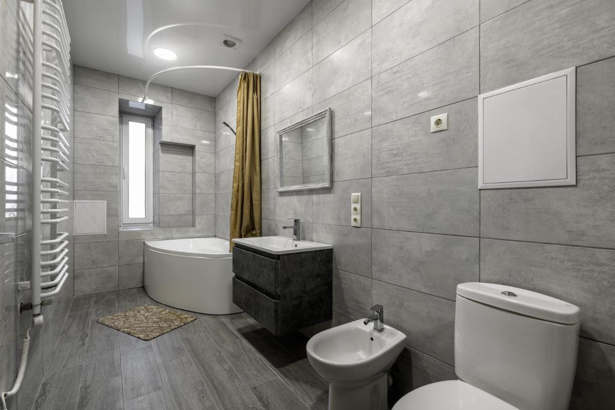 Kyivska Apartments view 2