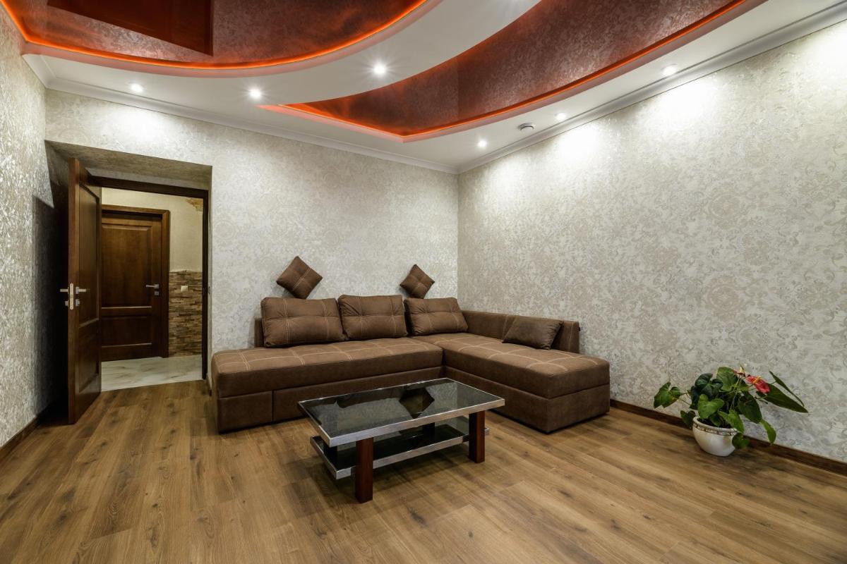 Kyivska Apartments view 4