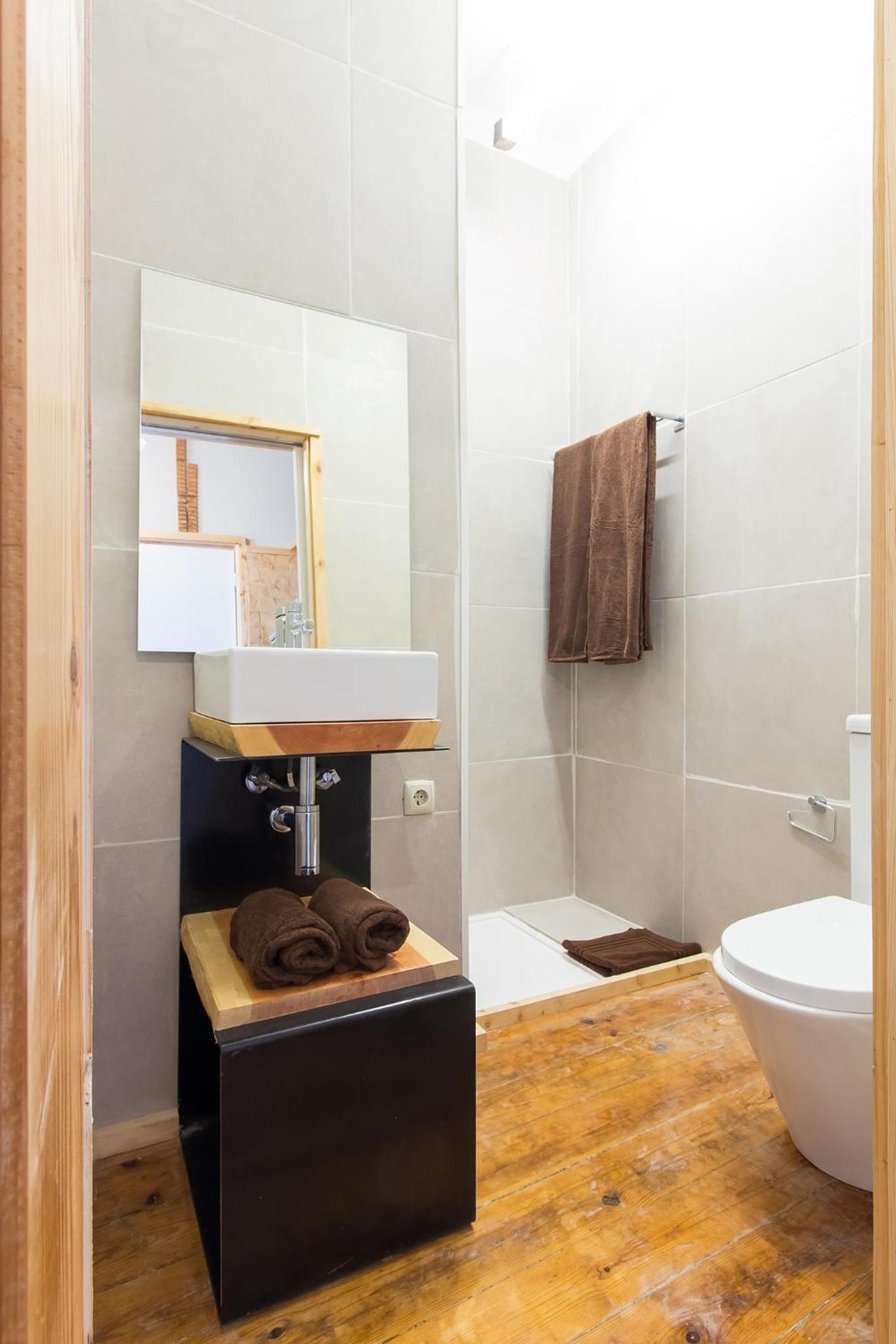 Feel at Home Guest House - Image 3