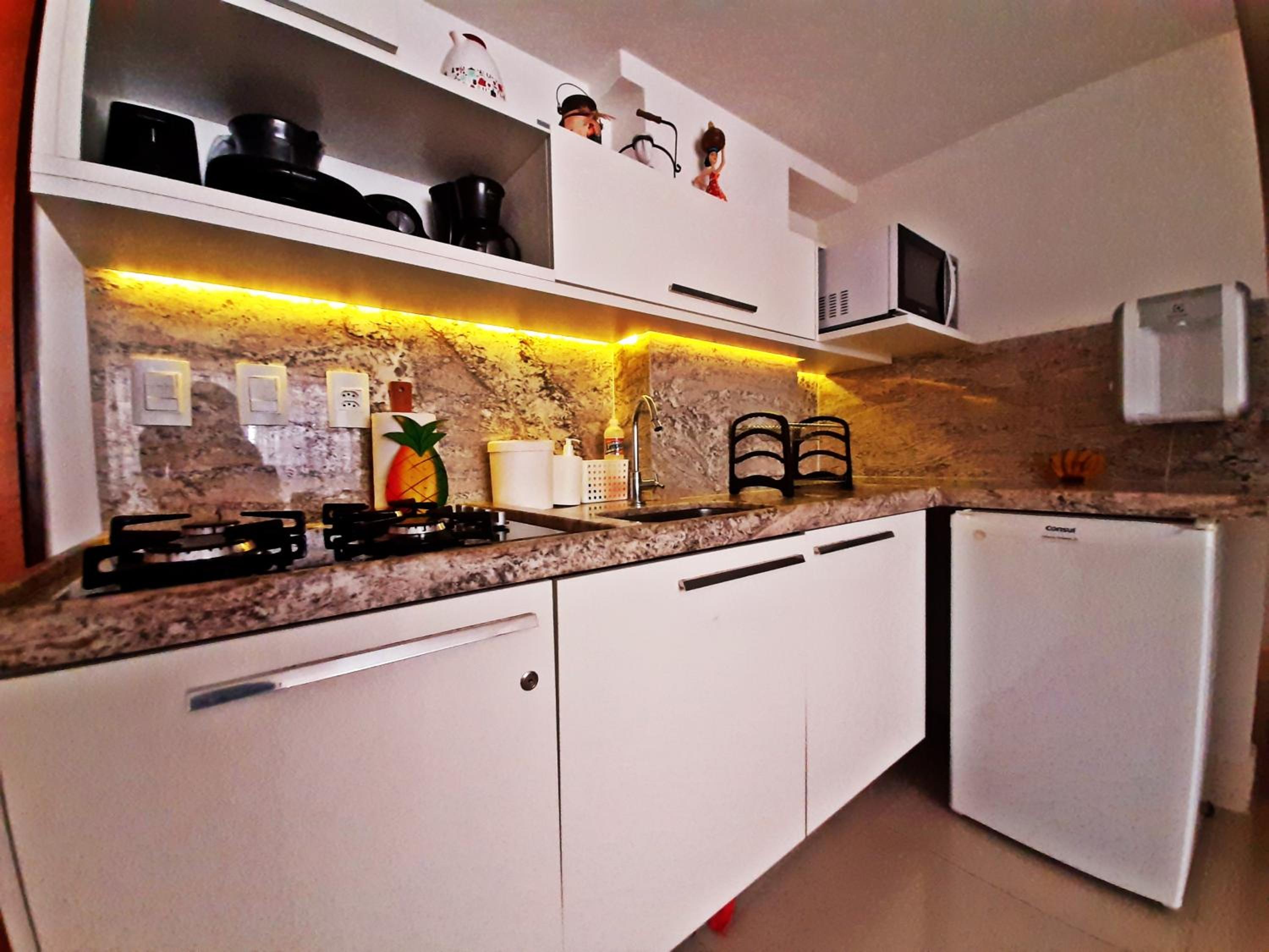GoldFlat