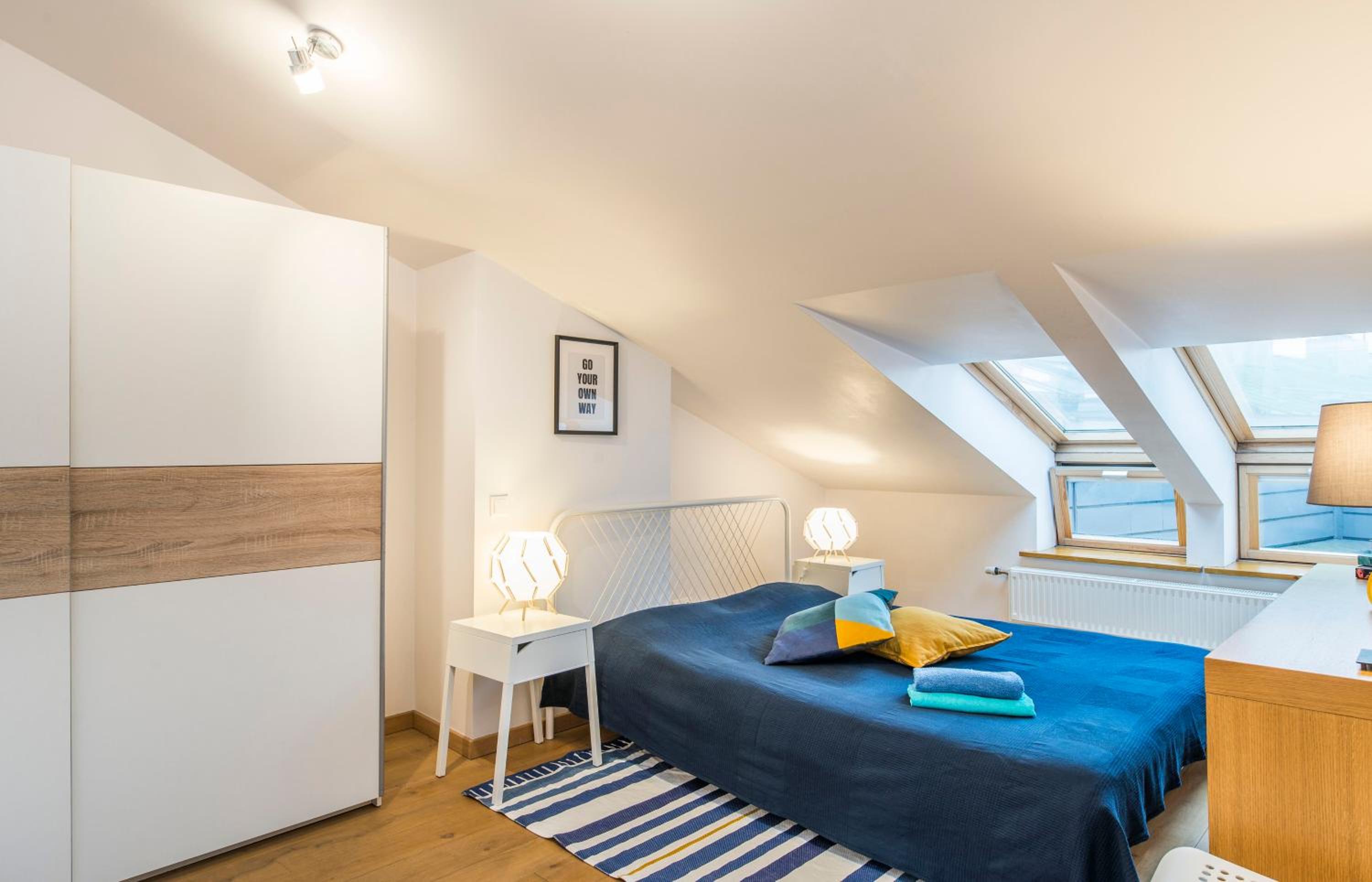 Central 2-level Penthouse with Terrace and free parking view 2