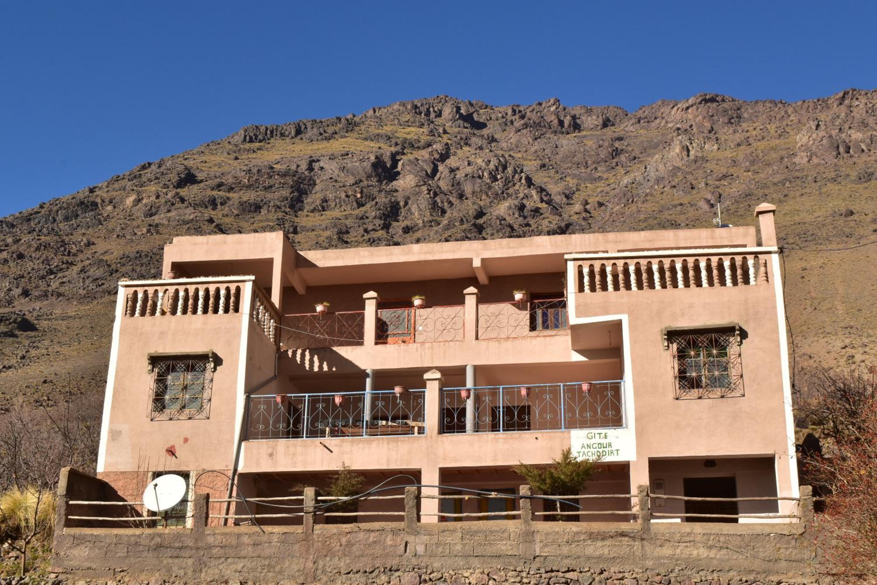 Dar Angour Tacheddirt