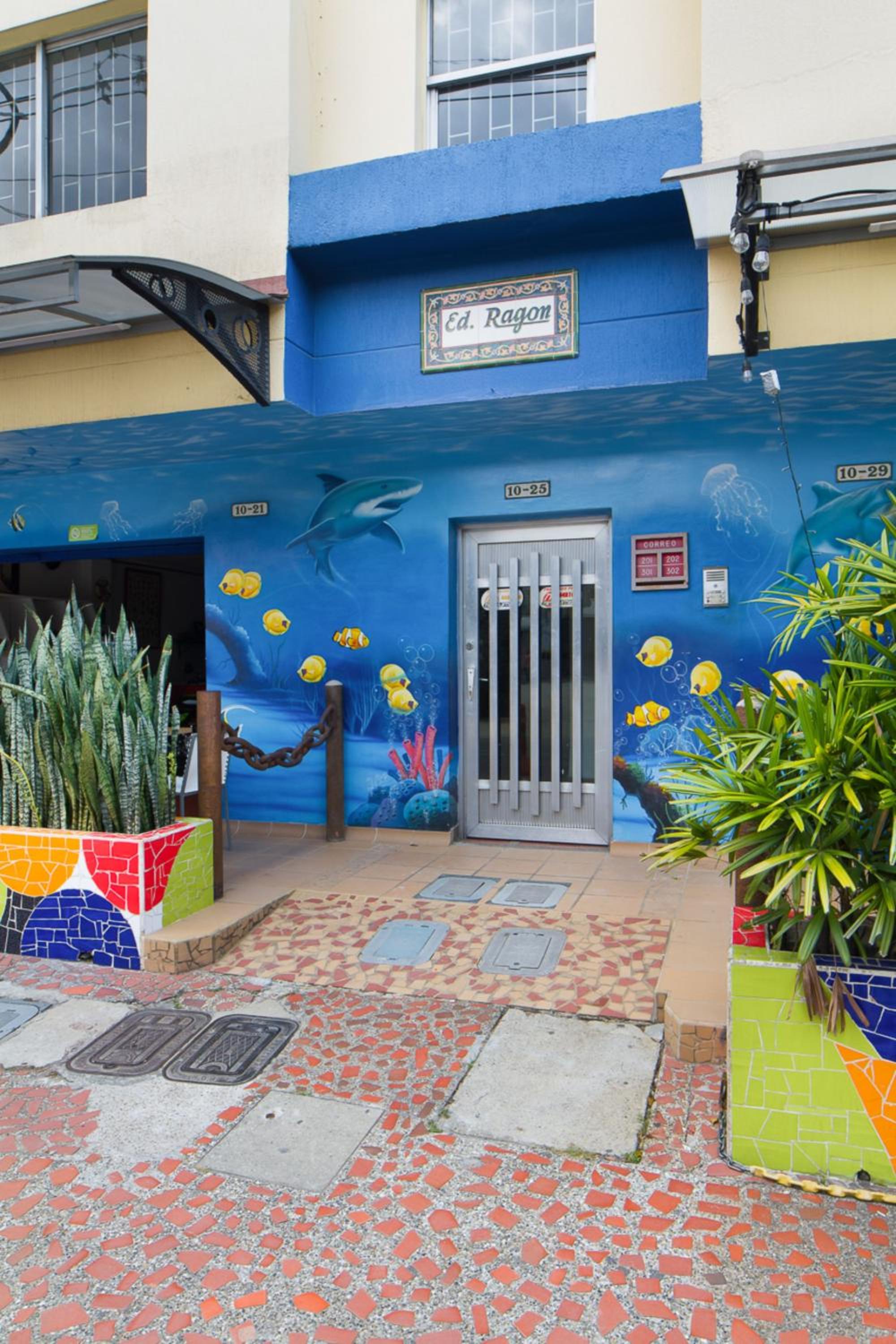 Studios Exito