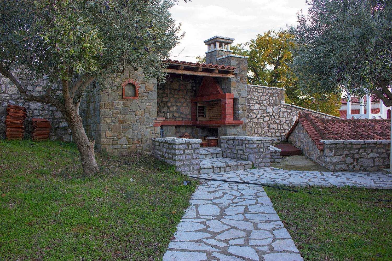 Photo 12