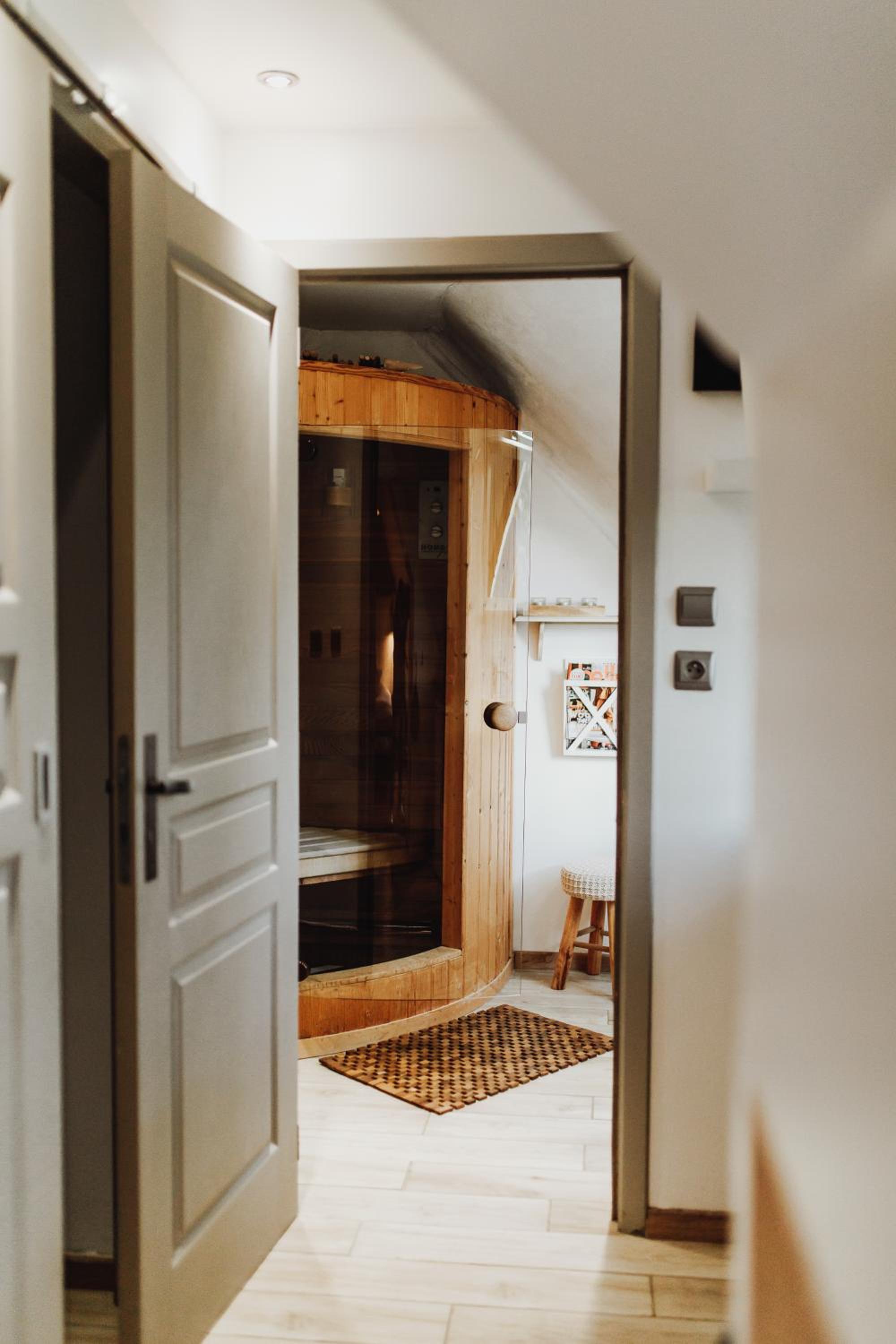 Chalet Scandinave avec sauna IR - In the Woods view 5