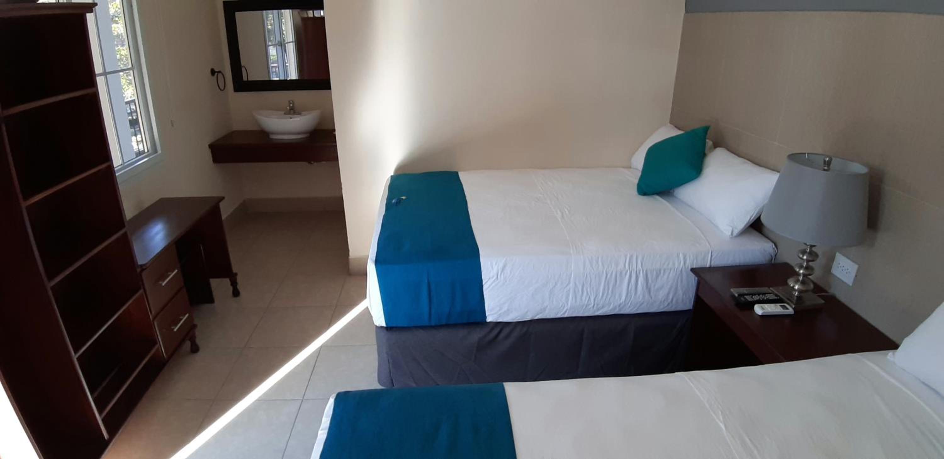 Hotel Real del Rio - Property Image 2